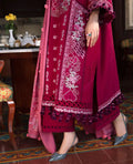 Republic Womenswear | Noemei Luxury Shawl 23 | NWU23-D4-A - House Of Hania