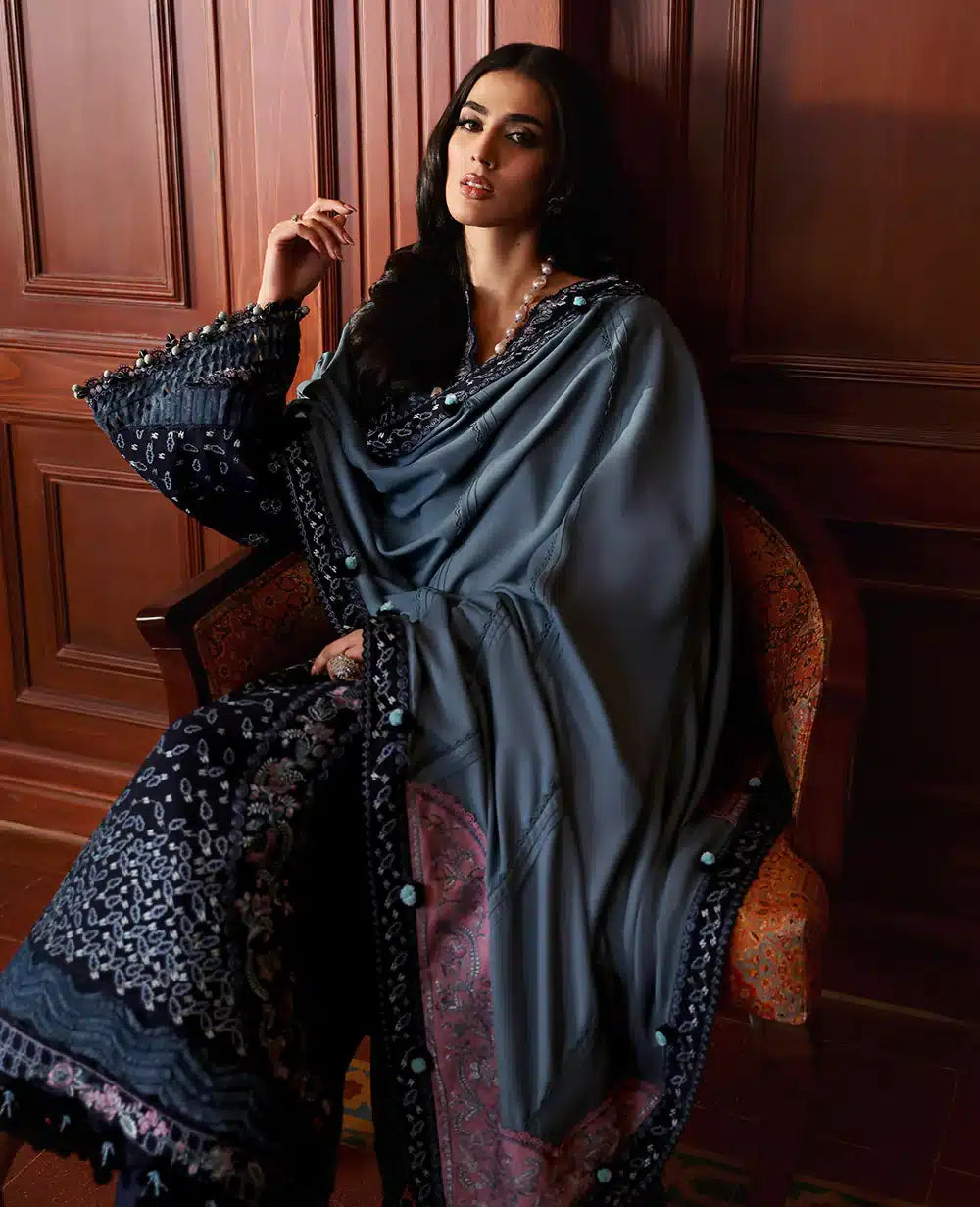 Republic Womenswear | Noemei Luxury Shawl 23 | NWU23-D5-B - House Of Hania