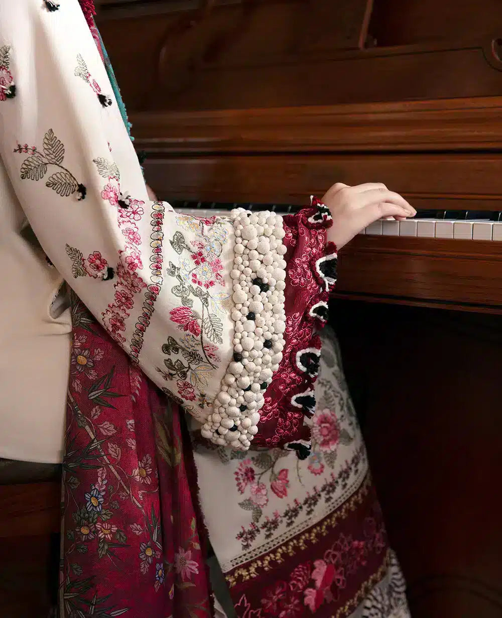 Republic Womenswear | Noemei Luxury Shawl 23 | NWU23-D8-B - House Of Hania