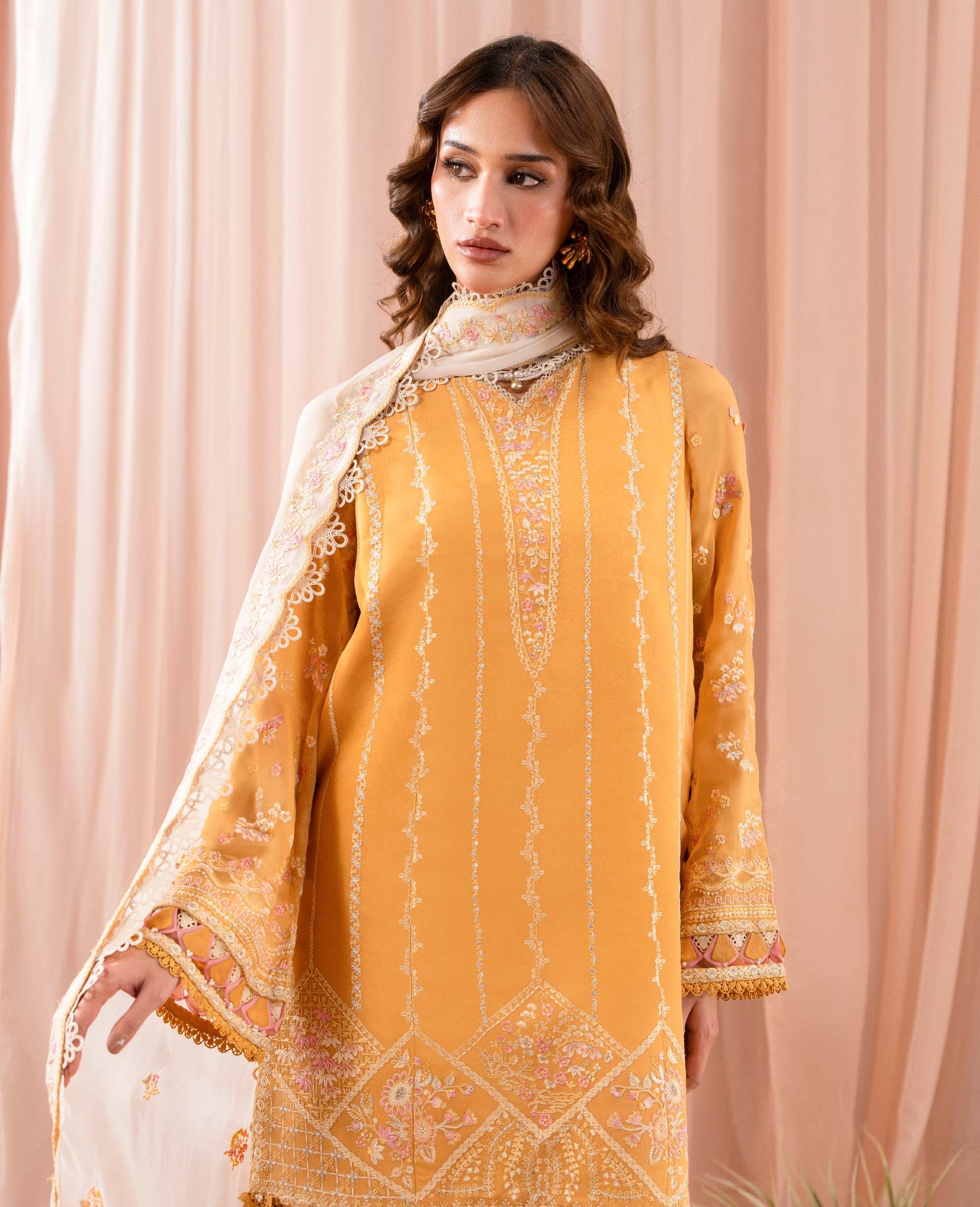 Republic Womenswear | RPP Vol 2 25 | Amber - House Of Hania