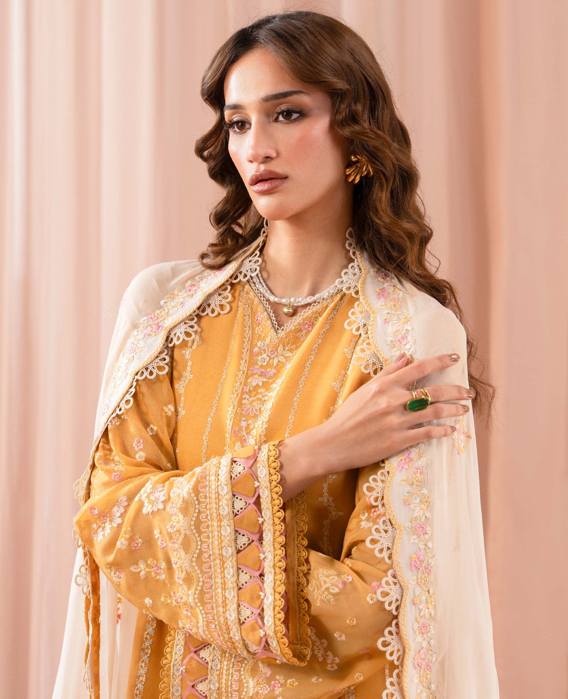 Republic Womenswear | RPP Vol 2 25 | Amber - House Of Hania