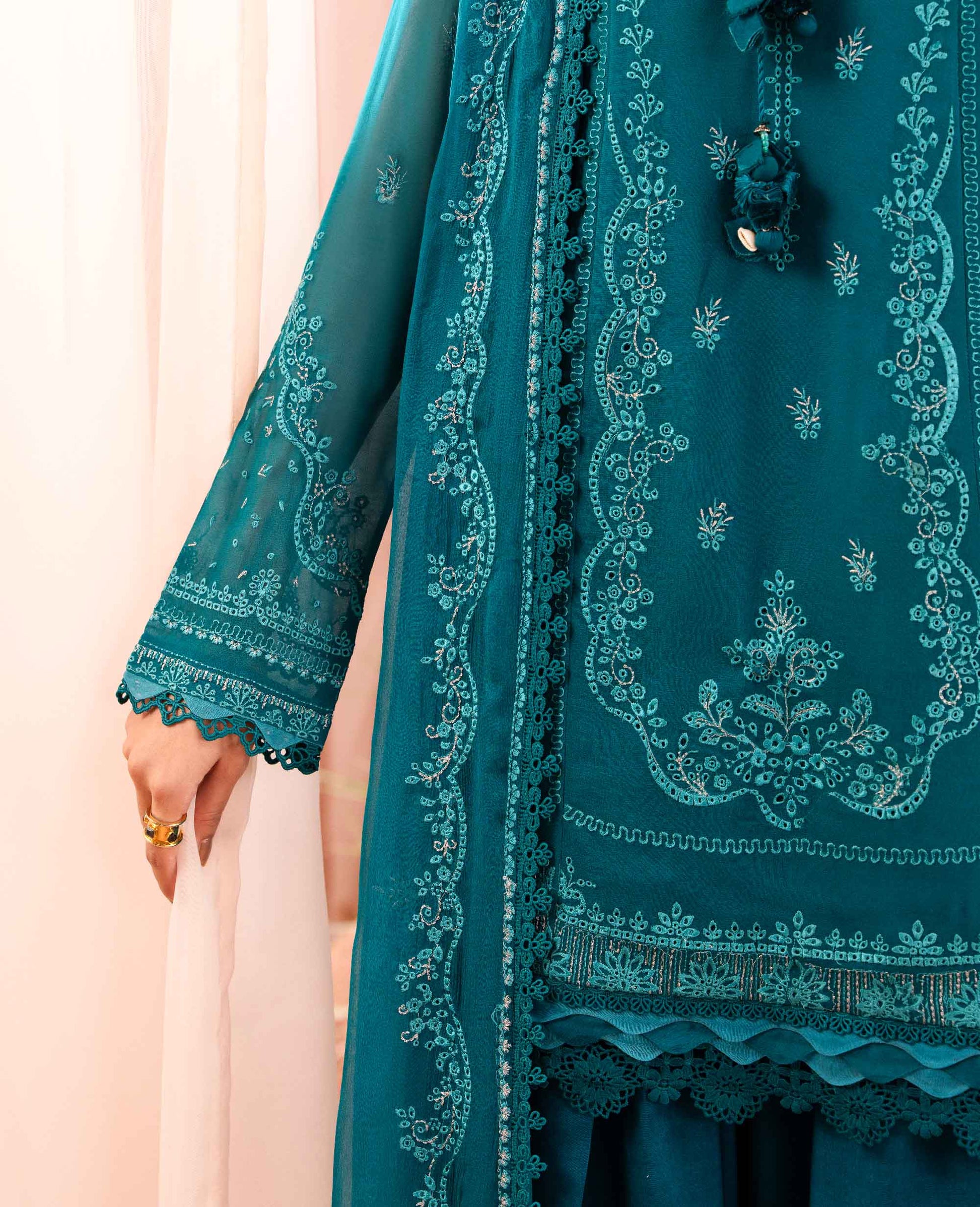 Republic Womenswear | RPP Vol 2 25 | Azura - House Of Hania