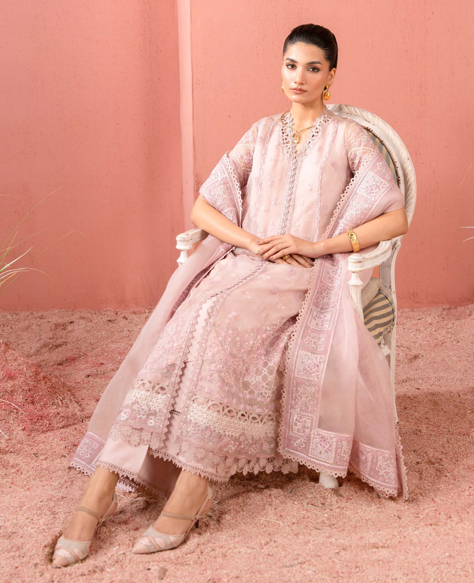 Republic Womenswear | RPP Vol 2 25 | Blush Haze - House Of Hania