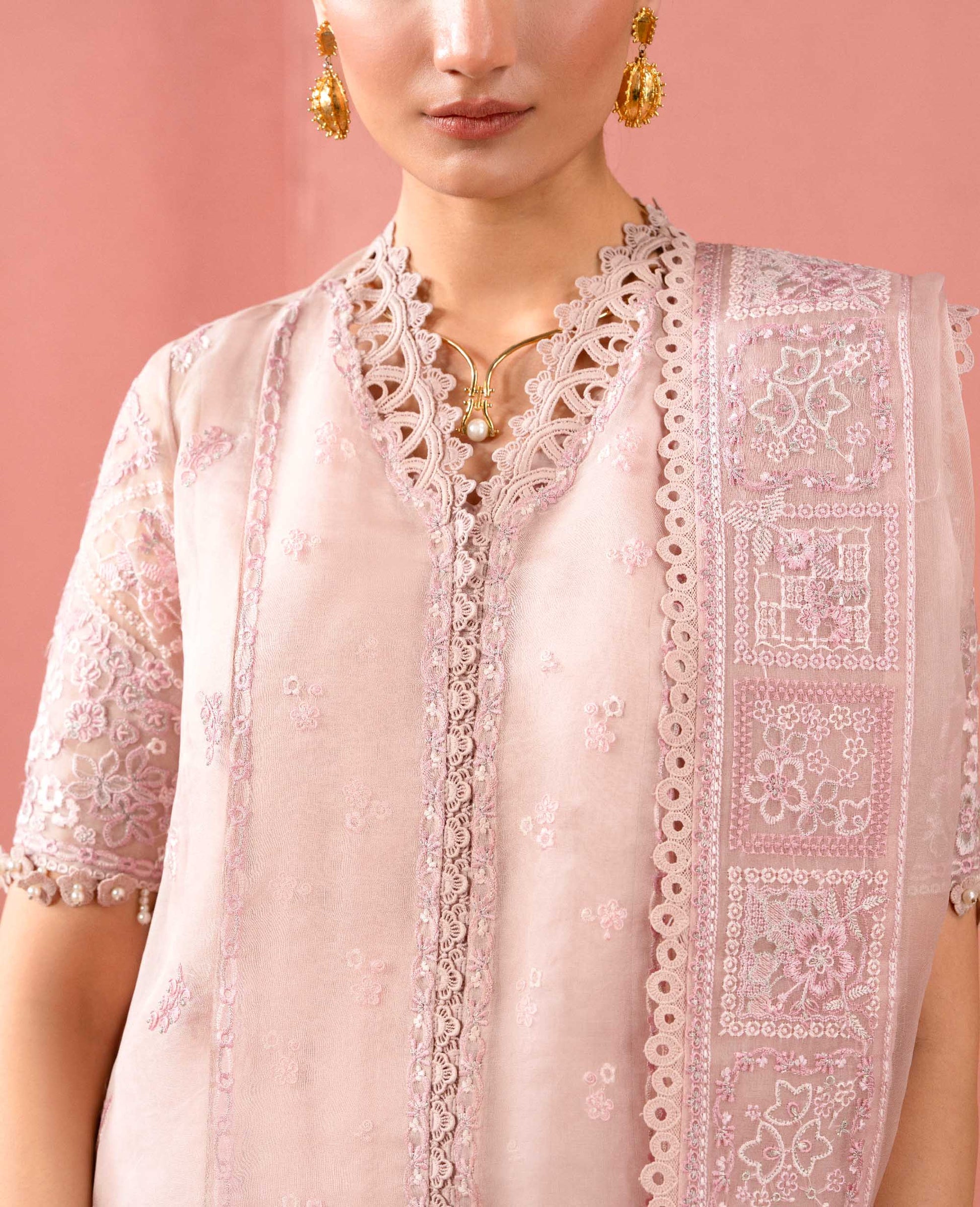 Republic Womenswear | RPP Vol 2 25 | Blush Haze - House Of Hania