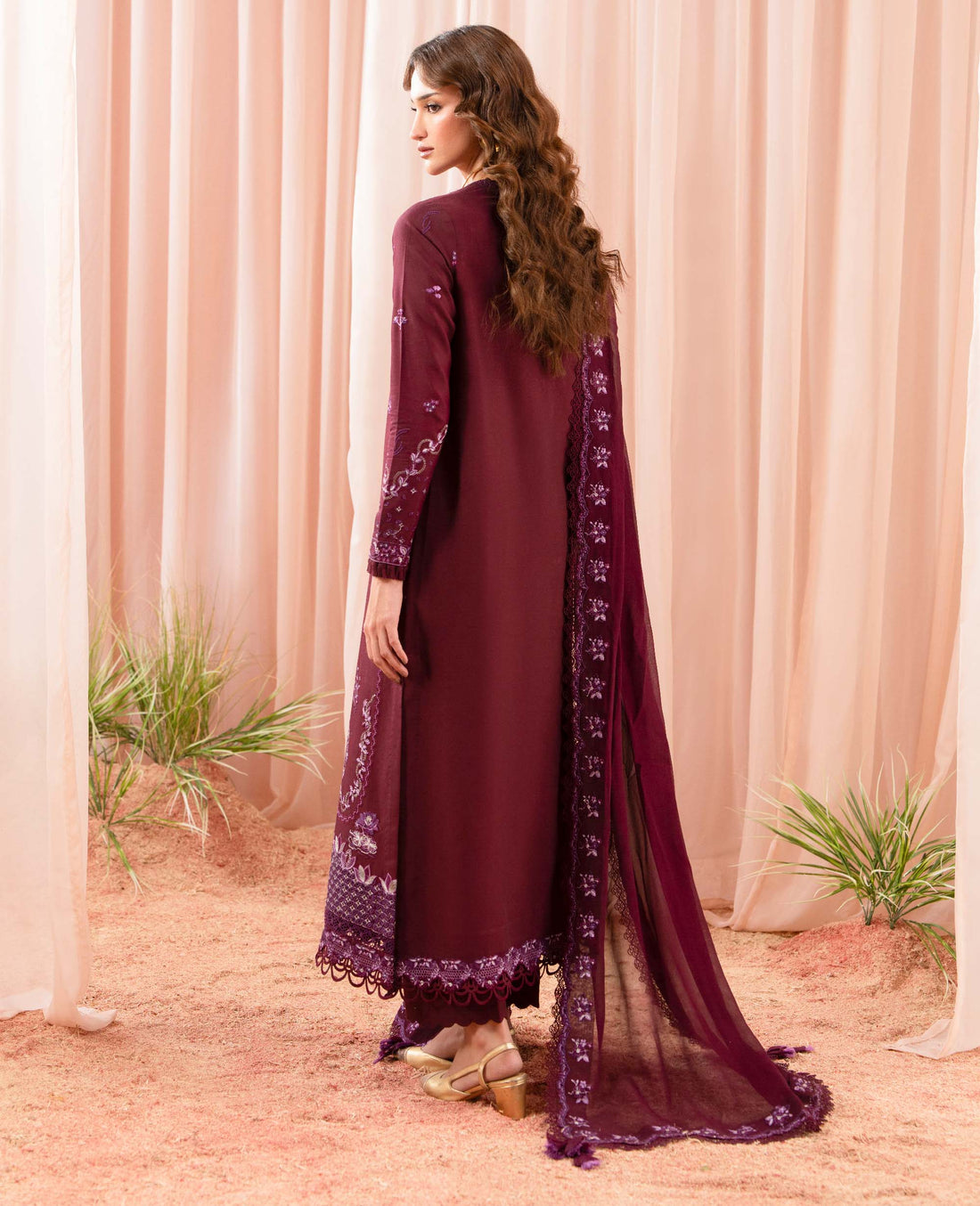 Republic Womenswear | RPP Vol 2 25 | Velour - House Of Hania