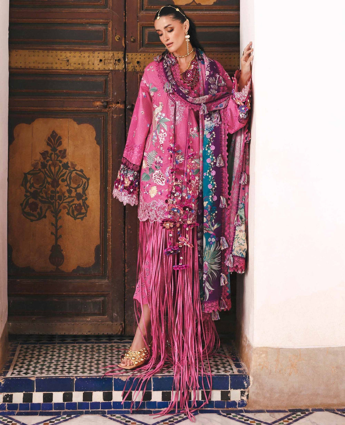 Republic Womenswear | Reine Luxury Lawn 26 | Aria - House Of Hania