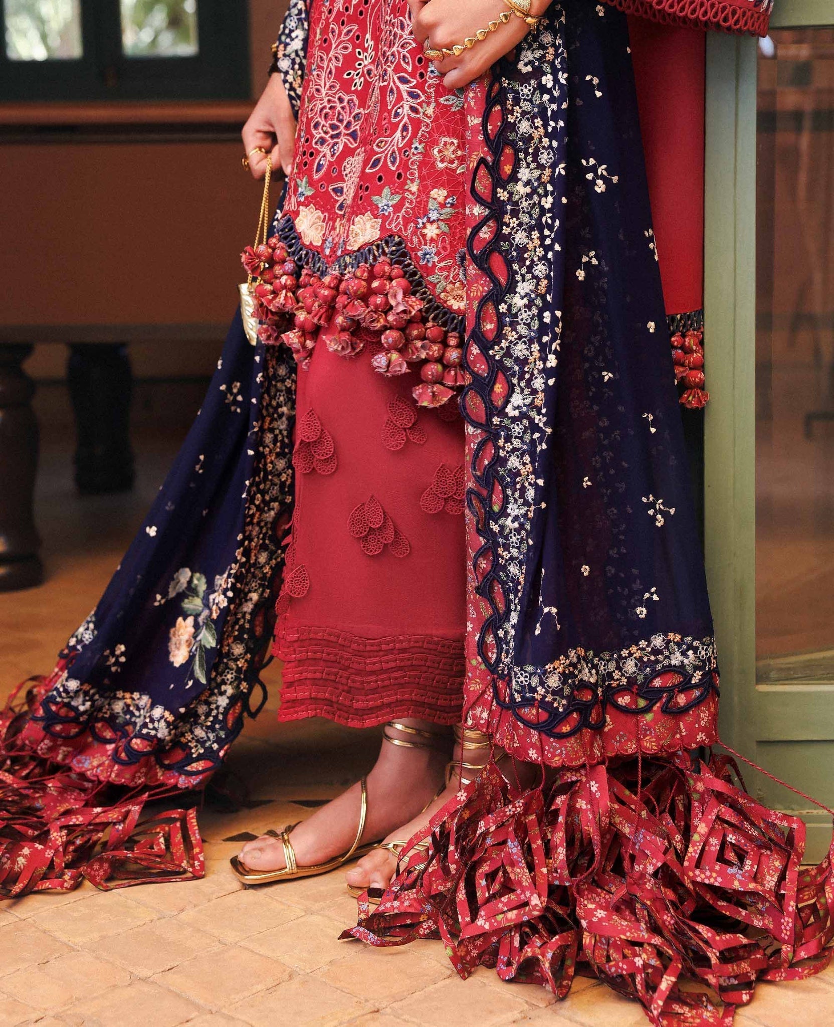 Republic Womenswear | Reine Luxury Lawn 26 | Belle Rosee - House Of Hania