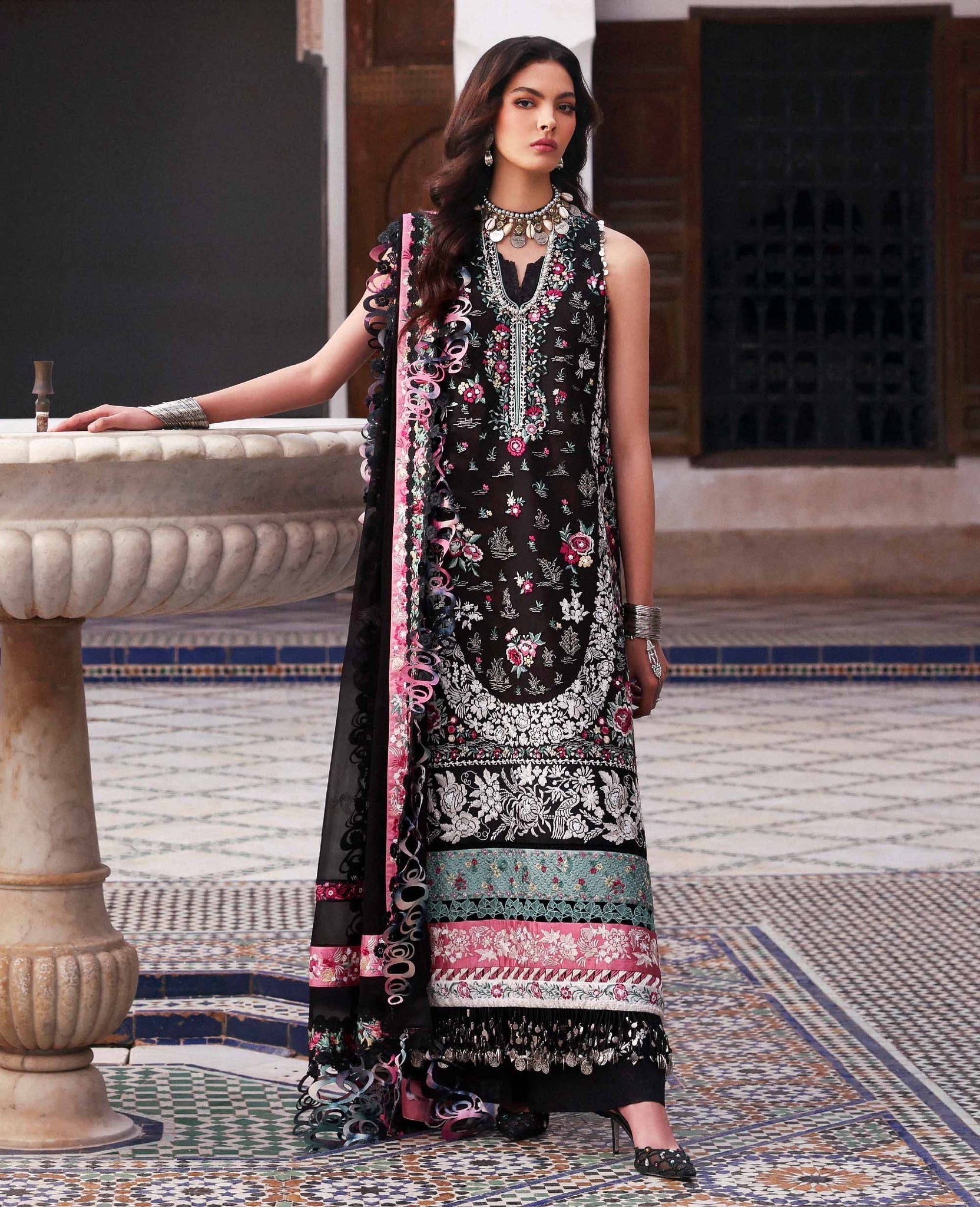 Republic Womenswear | Reine Luxury Lawn 26 | Elia - House Of Hania