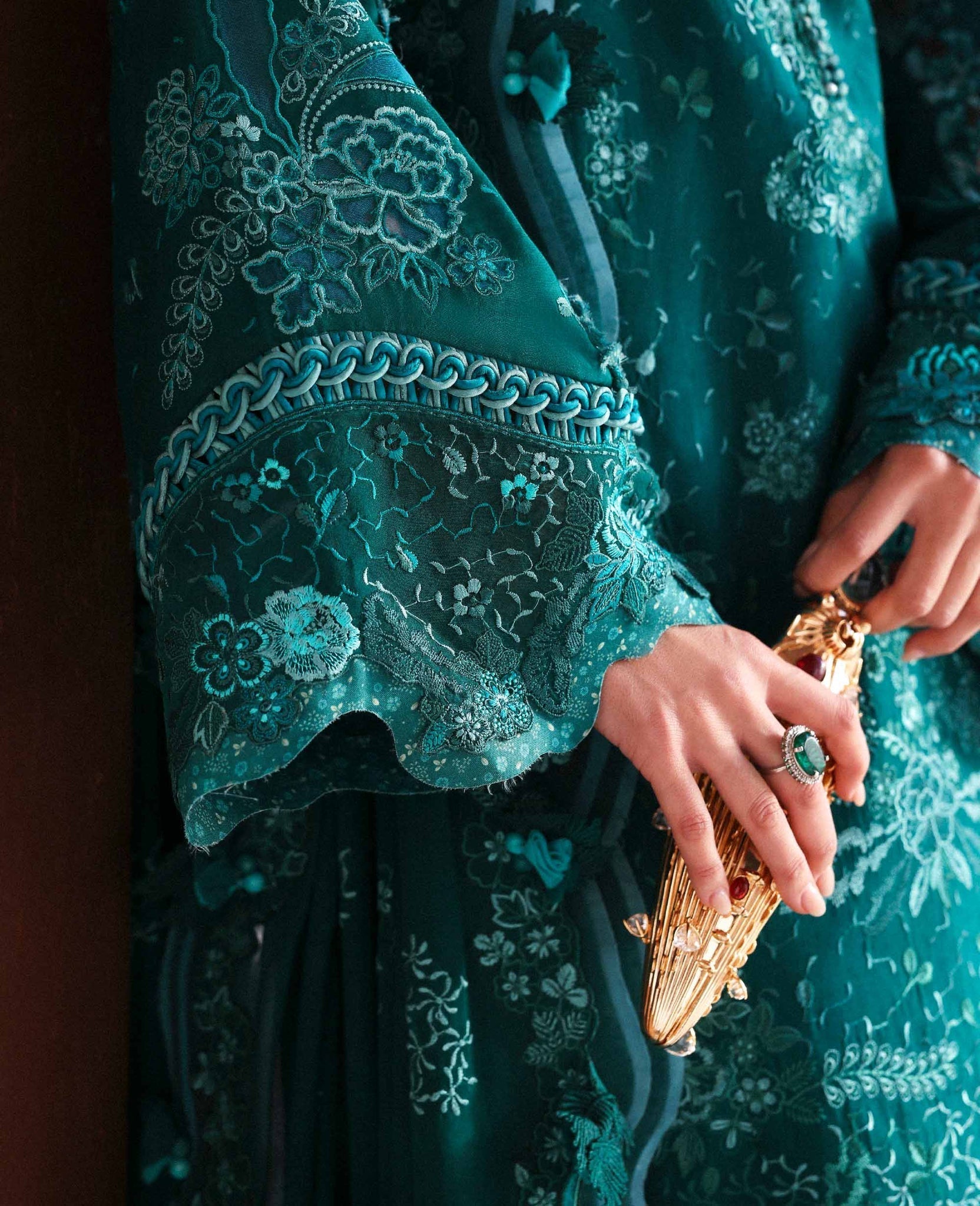 Republic Womenswear | Reine Luxury Lawn 26 | Luna - House Of Hania