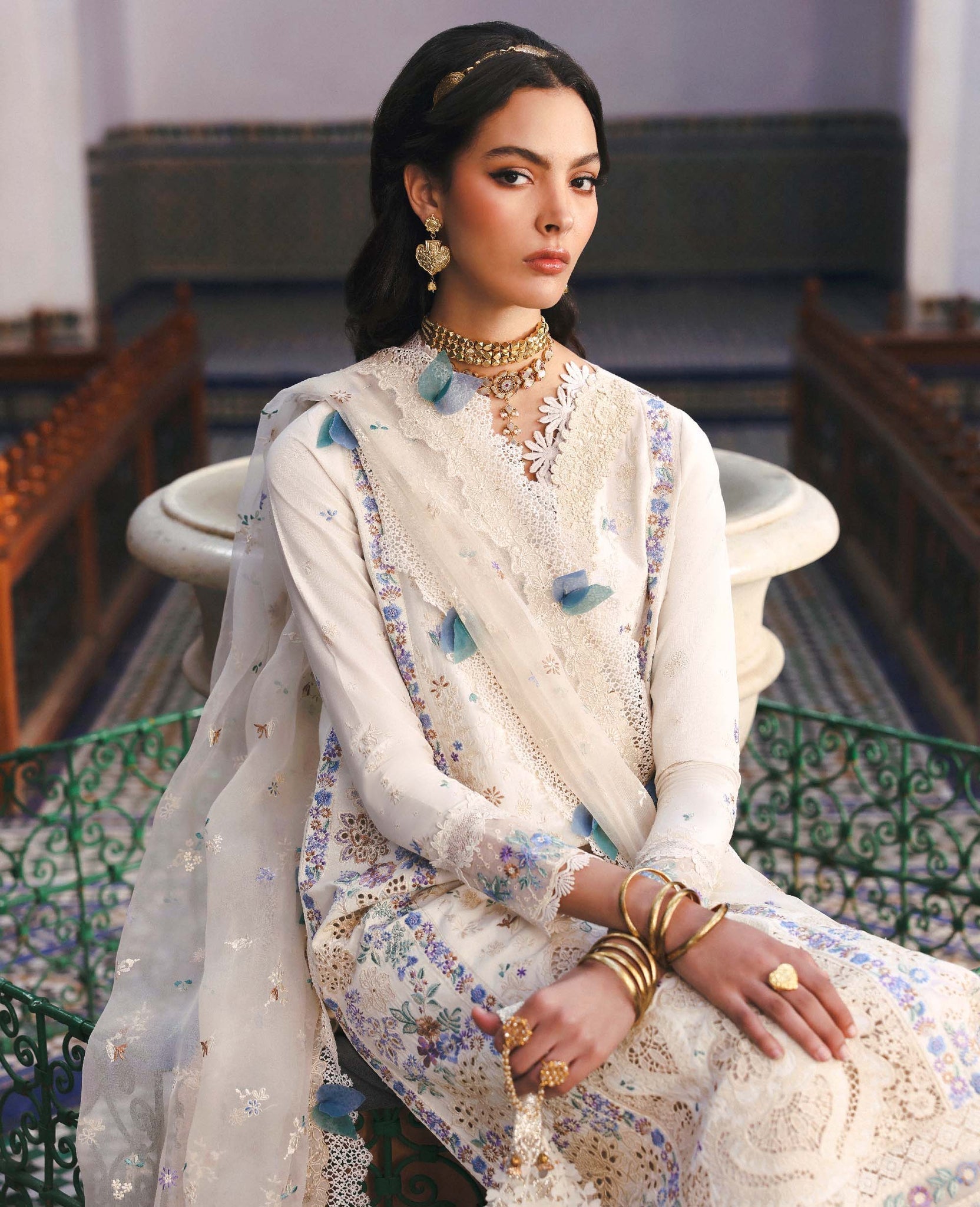 Republic Womenswear | Reine Luxury Lawn 26 | Nola - House Of Hania