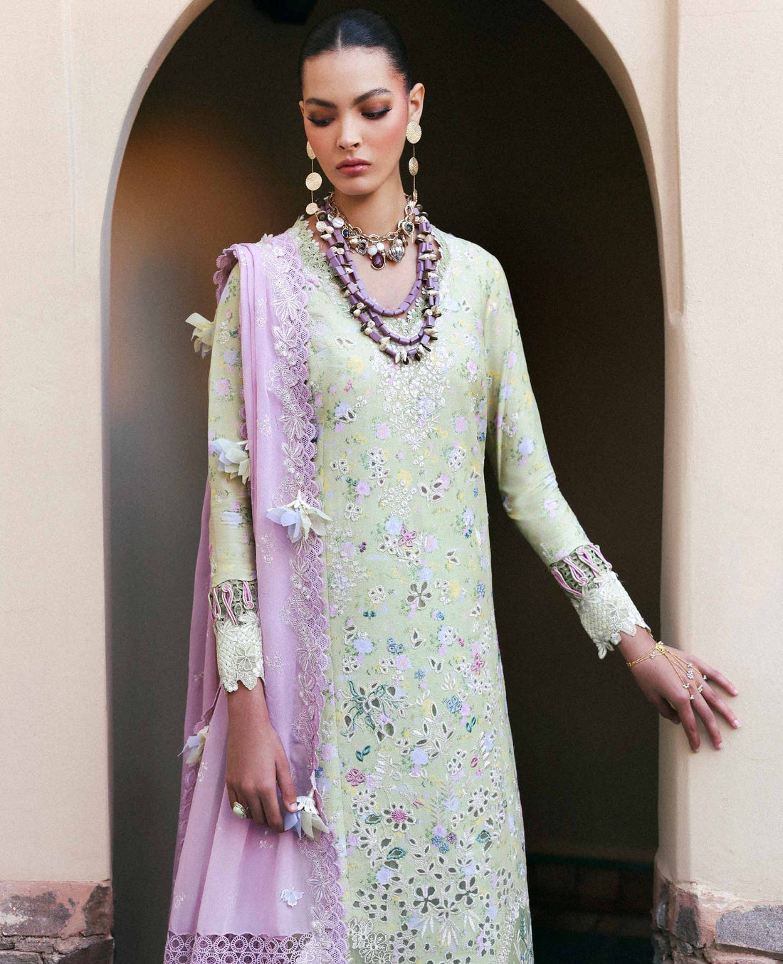 Republic Womenswear | Reine Luxury Lawn 26 | Perla - House Of Hania