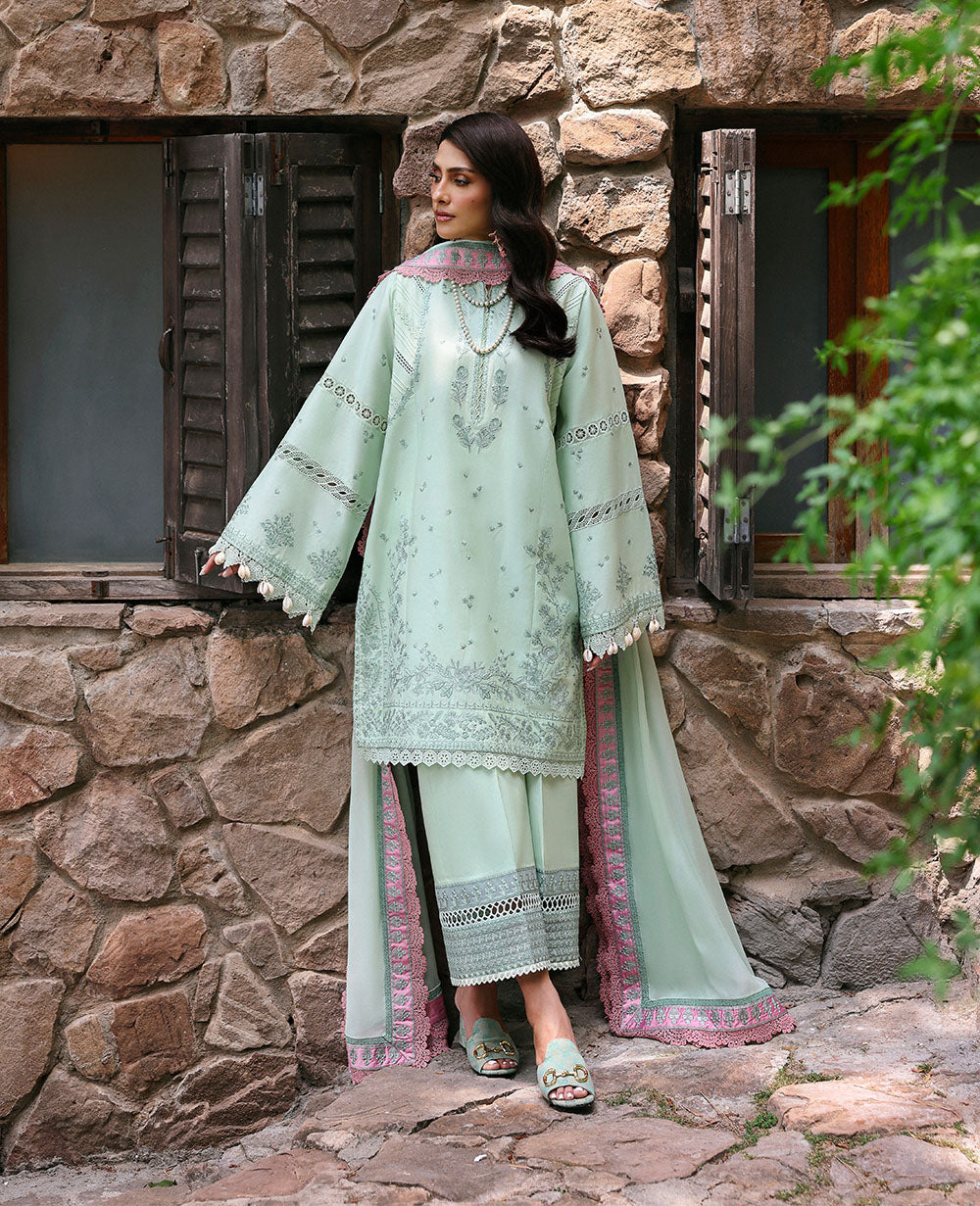 Republic Womenswear | Talia Luxury Lawn 25 | D4-A - Zayli - House Of Hania