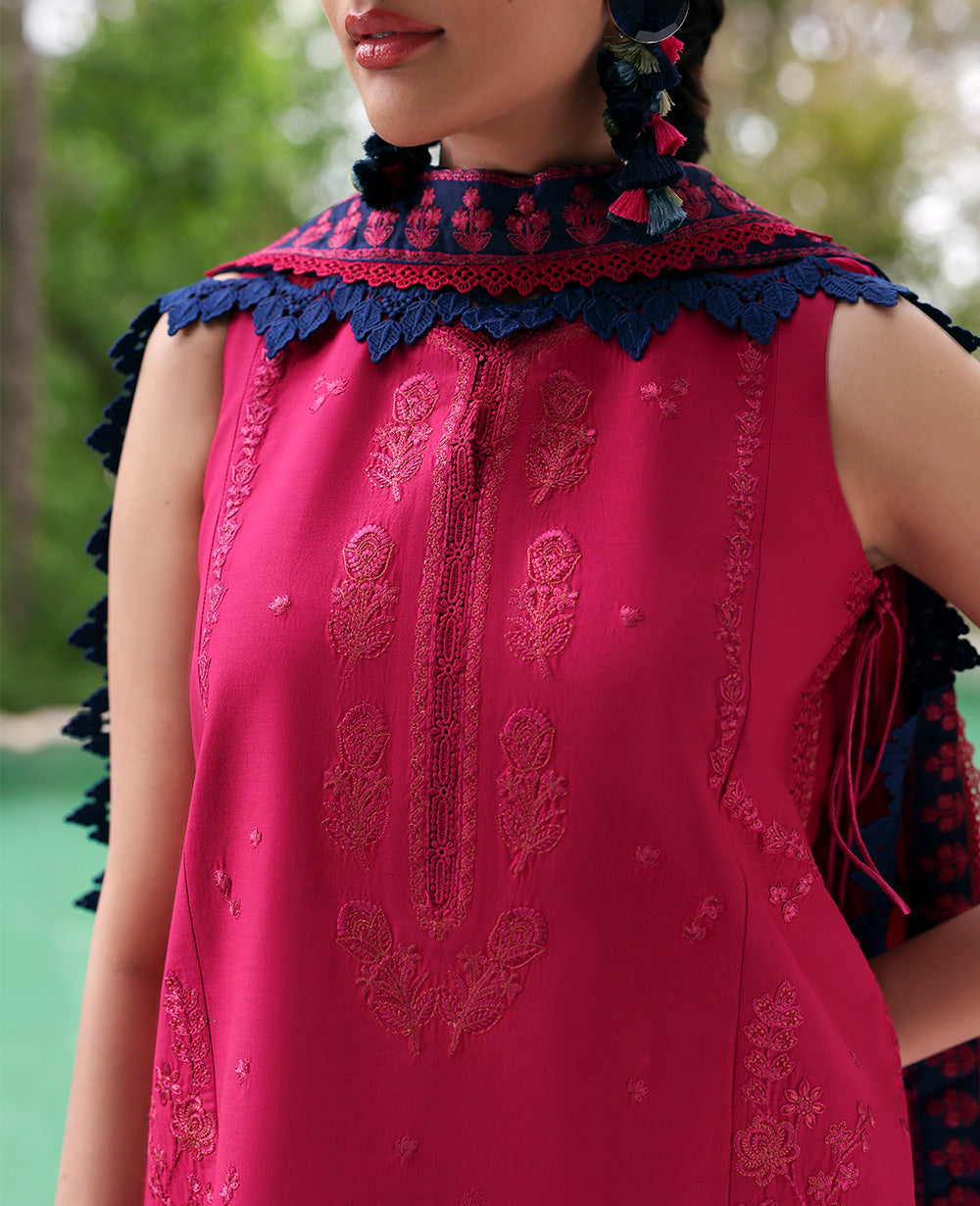 Republic Womenswear | Talia Luxury Lawn 25 | D4-B - Lysa - House Of Hania