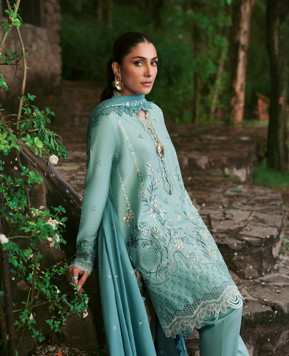 Republic Womenswear | Talia Luxury Lawn 25 | D5-A - Kaeliya - House Of Hania