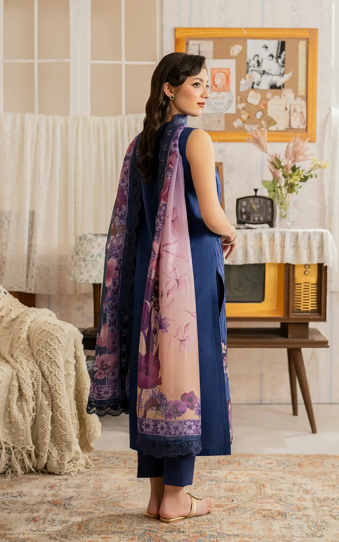 Asifa and Nabeel | Meraki Vintage 25 | Resham (MVL25-18) - House Of Anaya