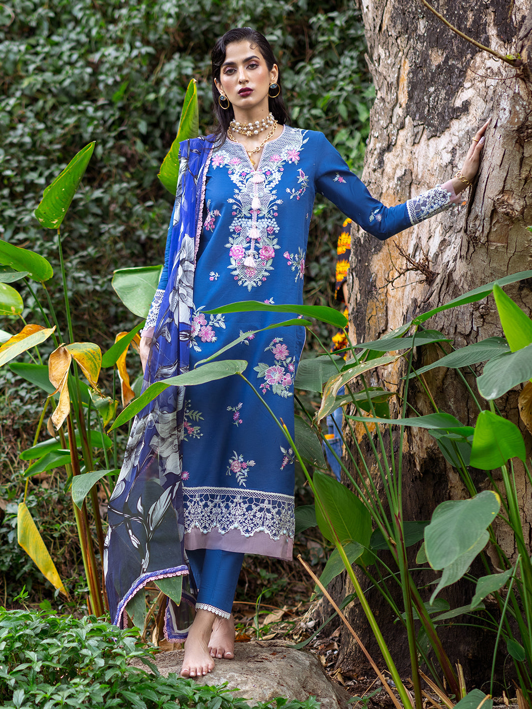 Roheenaz | Dahlia Embroidered Lawn 24 | Bluebell - House Of Hania