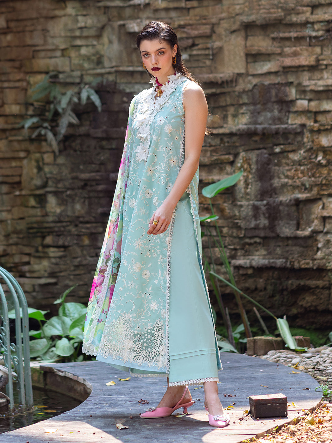 Roheenaz | Dahlia Embroidered Lawn 24 | Zinnia - House Of Hania