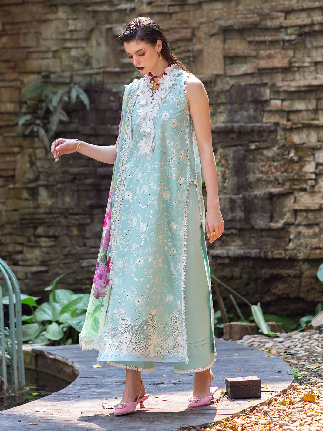 Roheenaz | Dahlia Embroidered Lawn 24 | Zinnia - House Of Hania