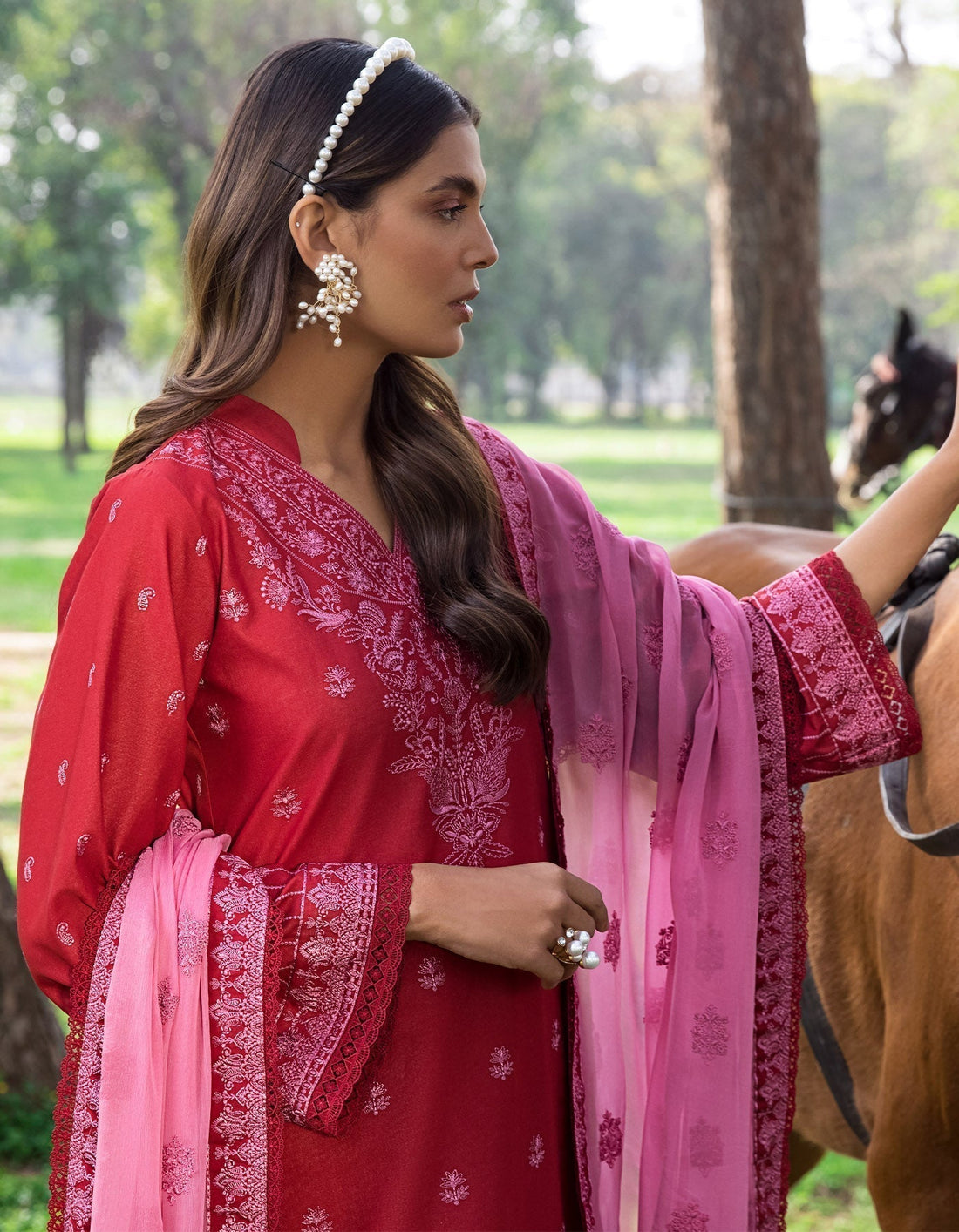 SIFA Embroidered Lawn 3Pc Suit - INTO THE ROSE - House Of Hania