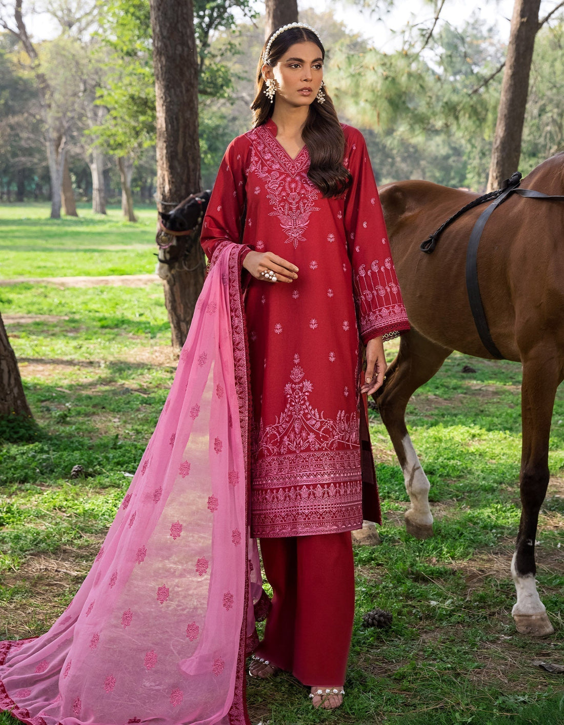 SIFA Embroidered Lawn 3Pc Suit - INTO THE ROSE - House Of Hania
