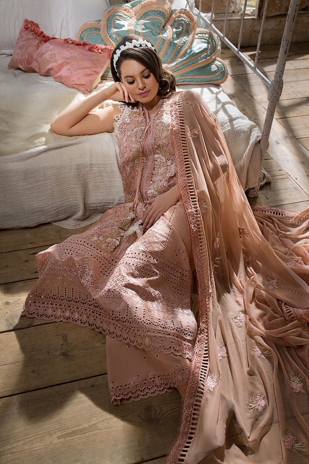 SOBIA NAZIR DESIGN 15B LUXURY LAWN 2023 - House Of Hania