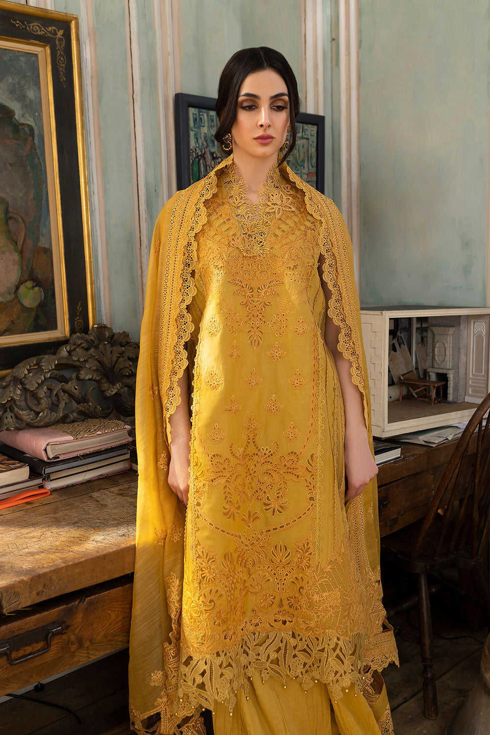 SOBIA NAZIR DESIGN 8A LUXURY LAWN 2023 - House Of Hania