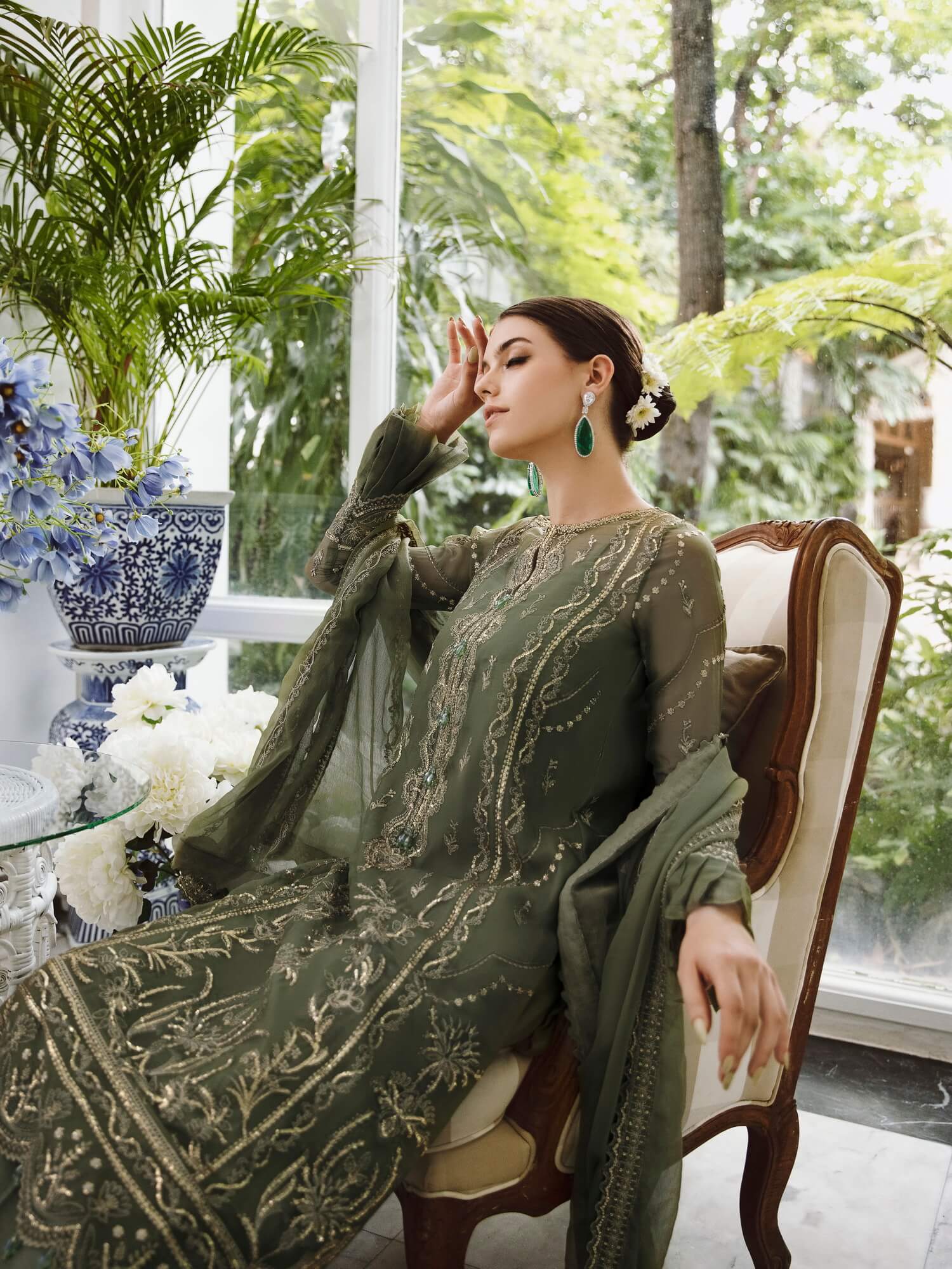 Saad Shaikh Ella Embroidered Luxury Chiffon 3Pc Suit DSG-08 - House Of Hania