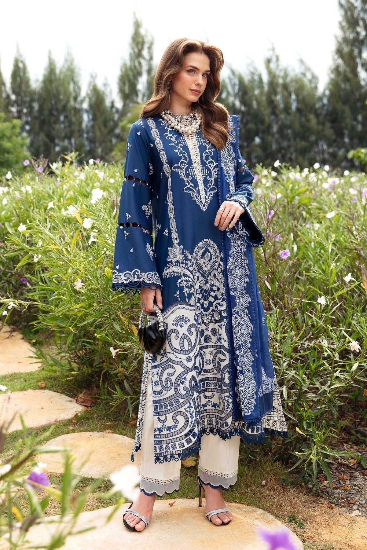 Sable Vogue | Luxury Lawn 24 | Afina - House Of Hania
