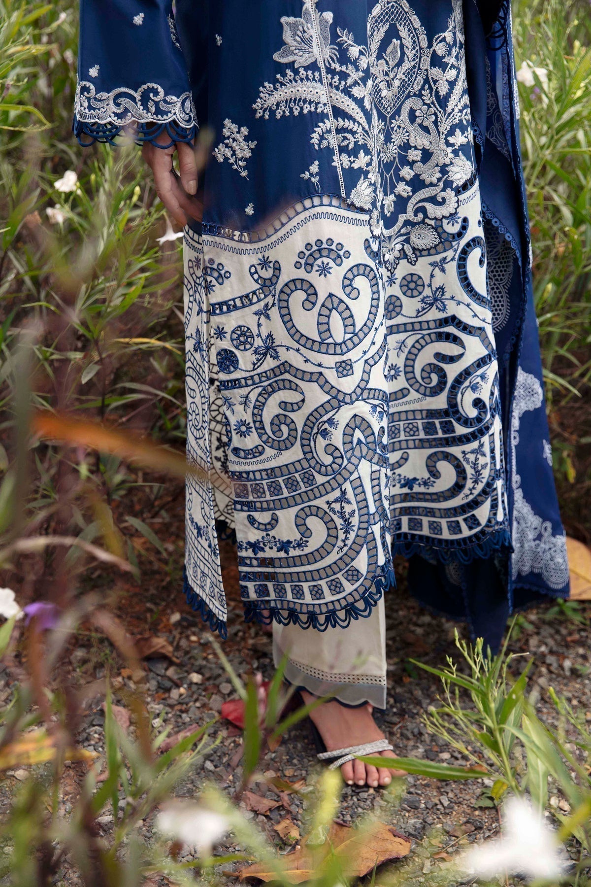 Sable Vogue | Luxury Lawn 24 | Afina - House Of Hania