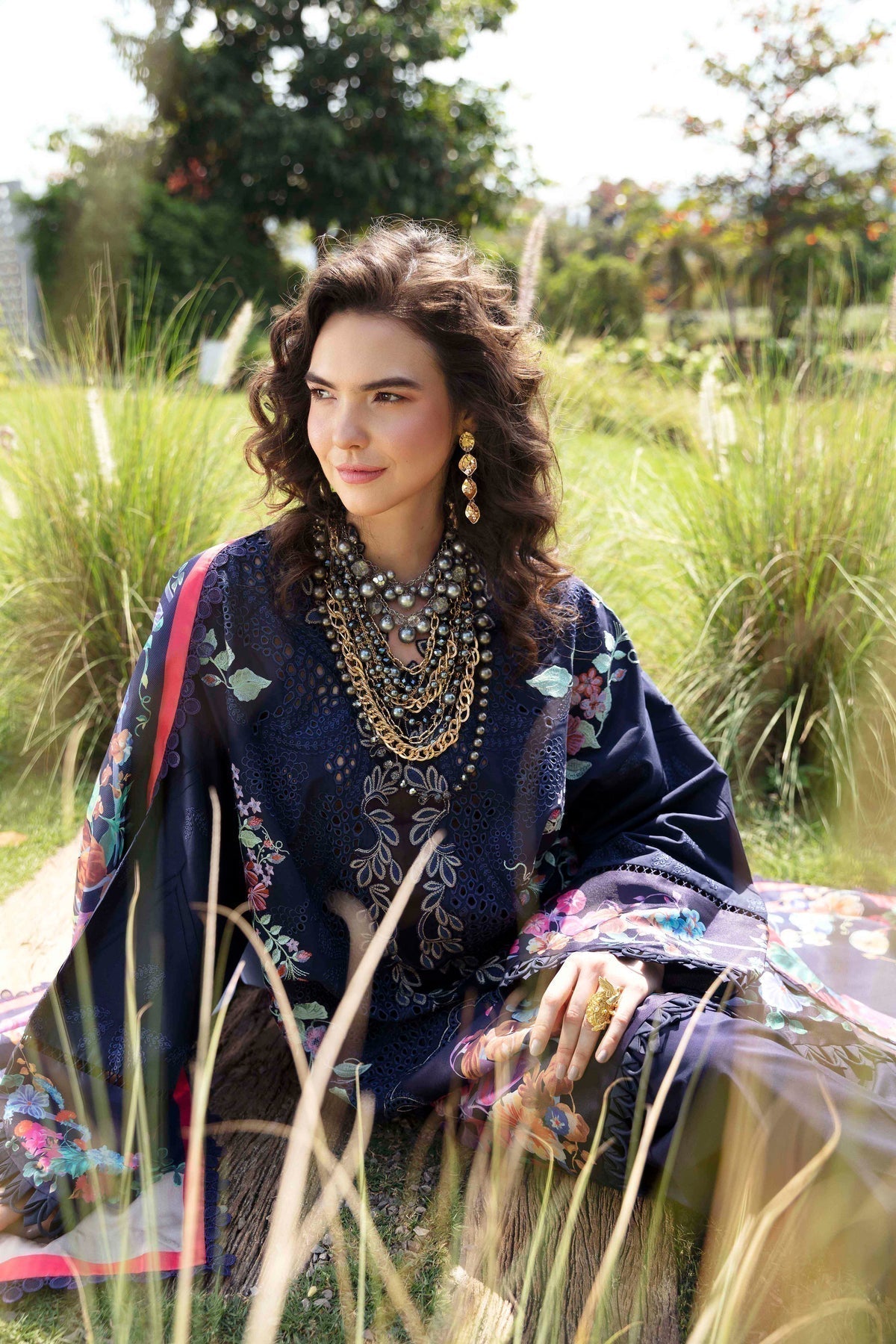 Sable Vogue | Luxury Lawn 24 | Blossom - House Of Hania