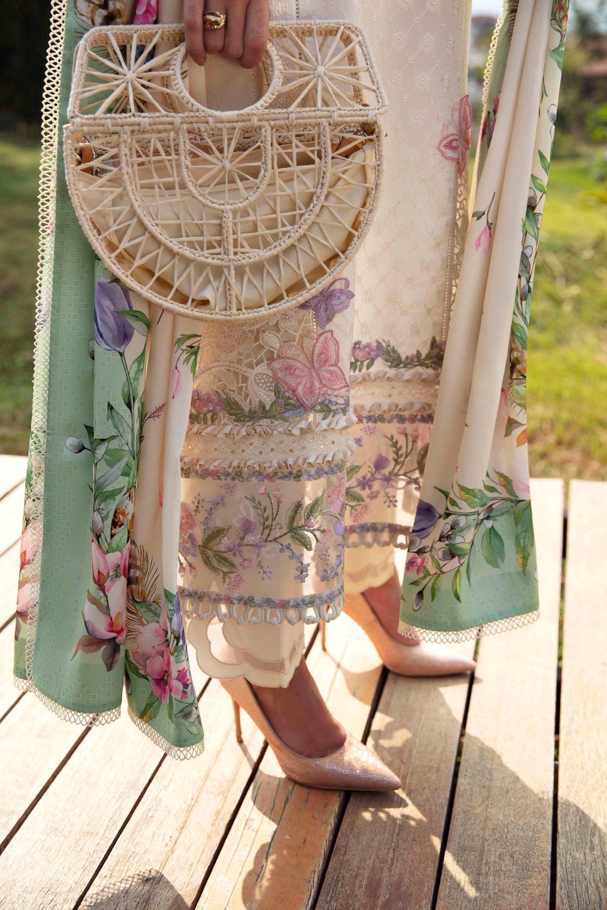 Sable Vogue | Luxury Lawn 24 | Ivy - House Of Hania