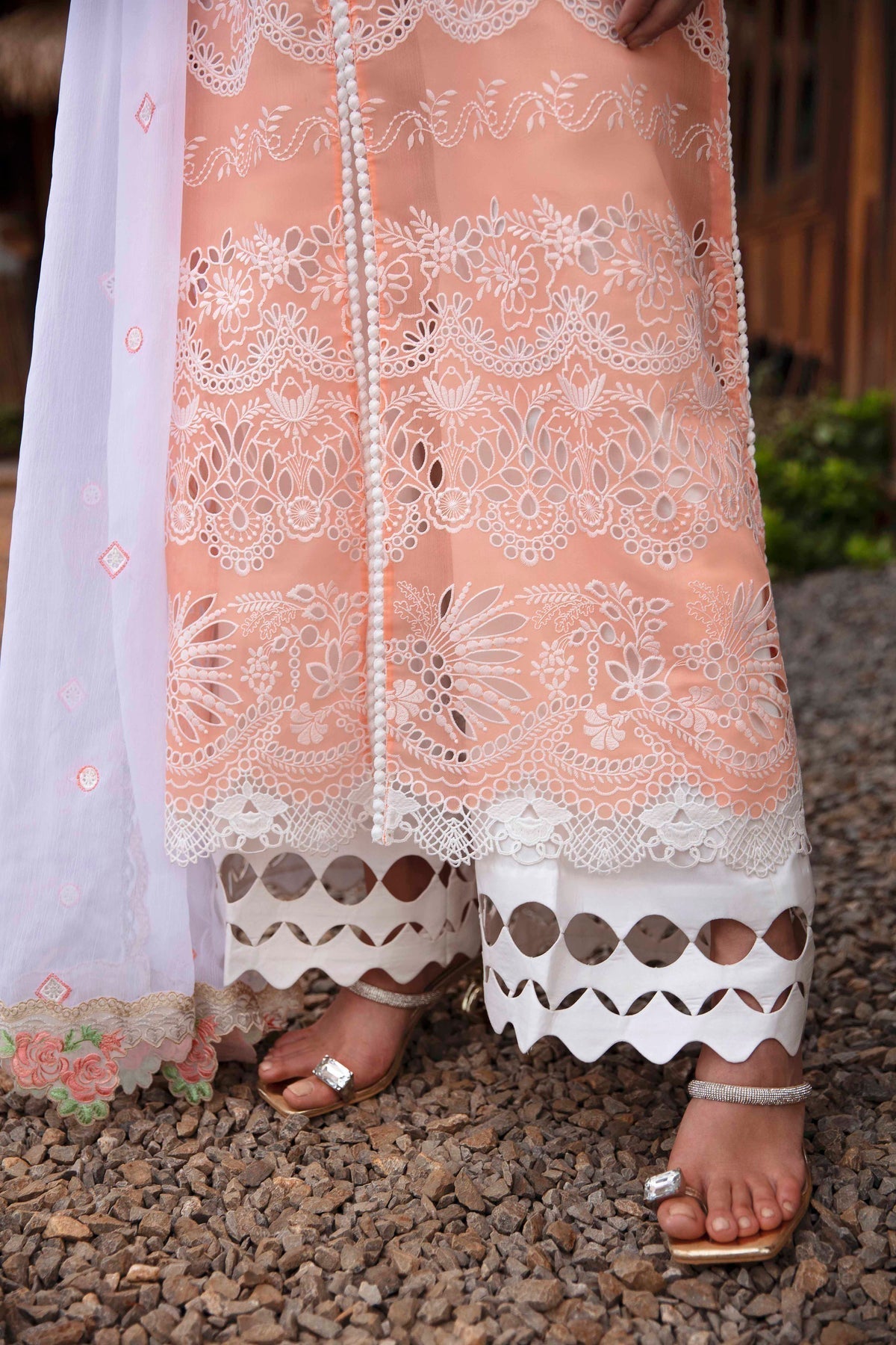 Sable Vogue | Luxury Lawn 24 | Linnea - House Of Hania