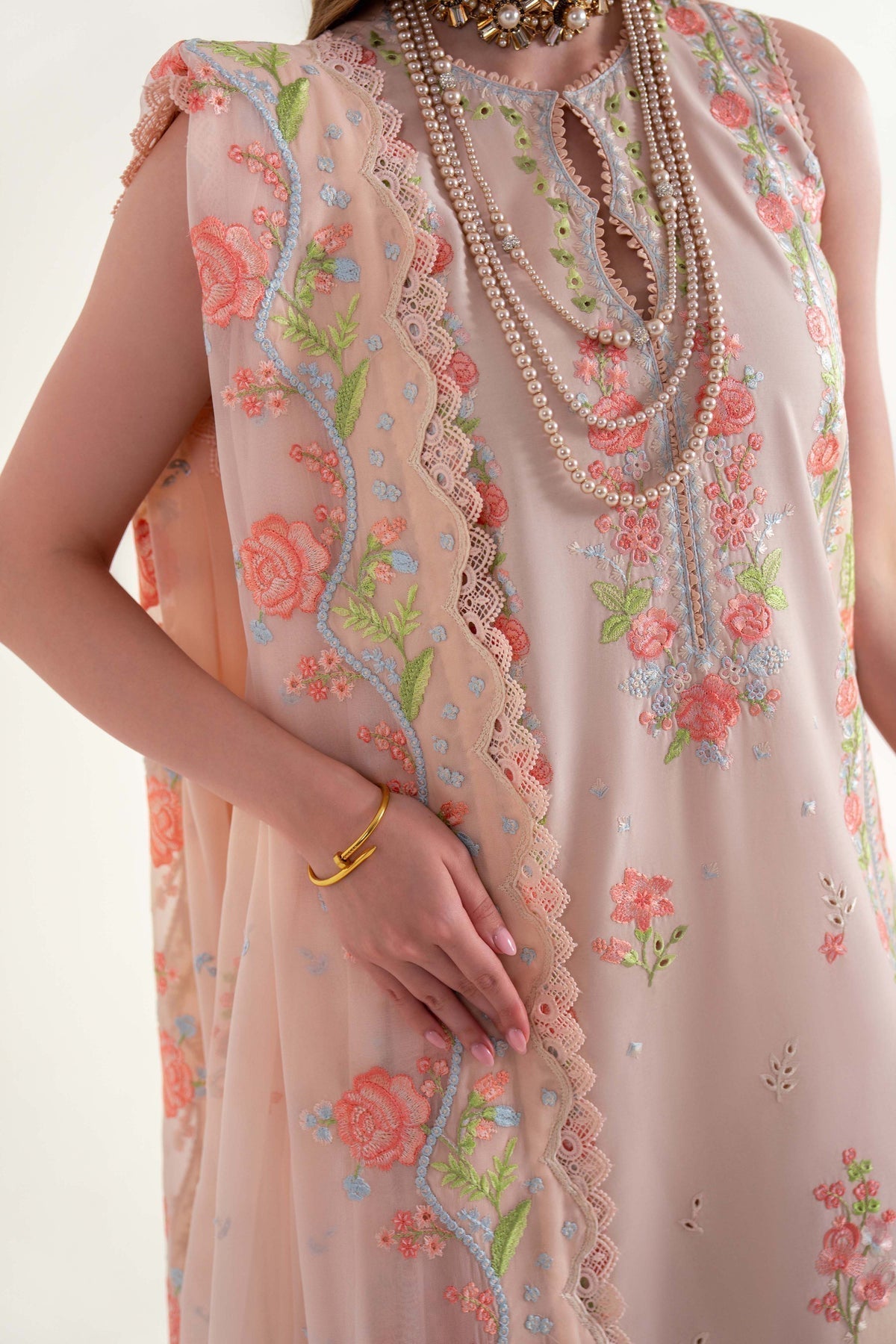 Sable Vogue | Luxury Lawn 25 | SL-03-25-V2 - House Of Hania