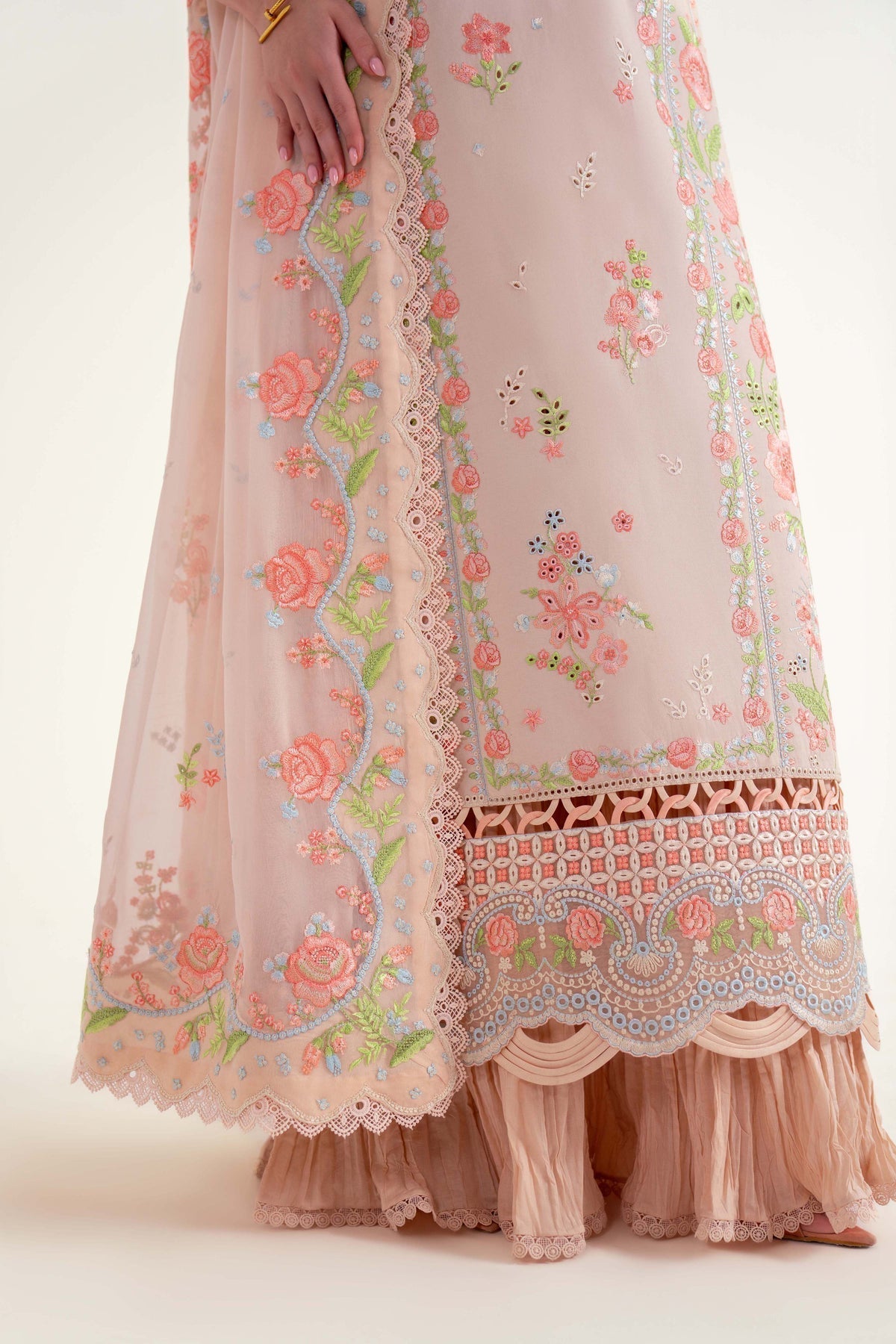 Sable Vogue | Luxury Lawn 25 | SL-03-25-V2 - House Of Hania