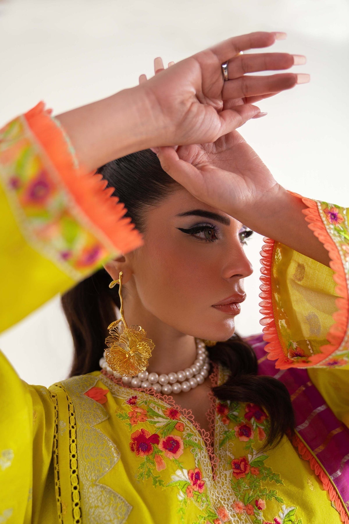 Sable Vogue | Luxury Lawn 25 | SL-04-25-V2 - House Of Hania