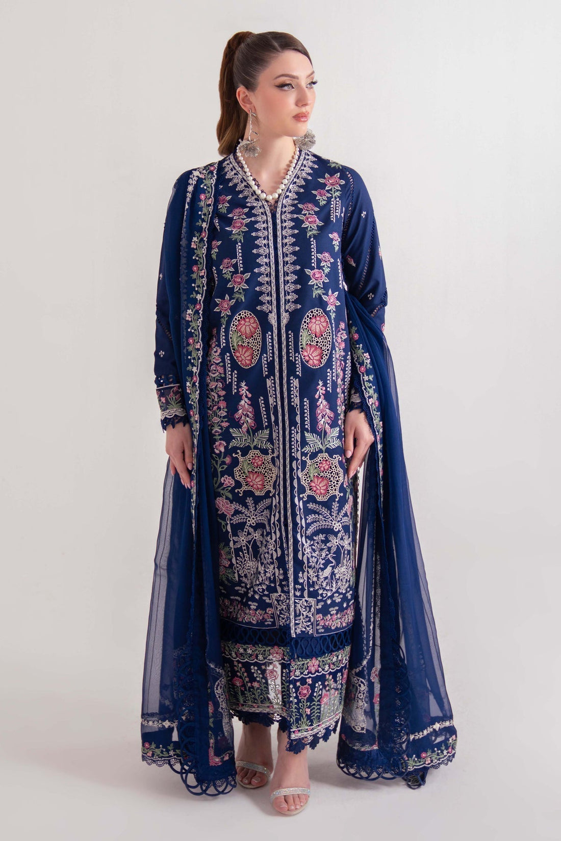 Sable Vogue | Luxury Lawn 25 | SL-07-25-V2 - House Of Hania