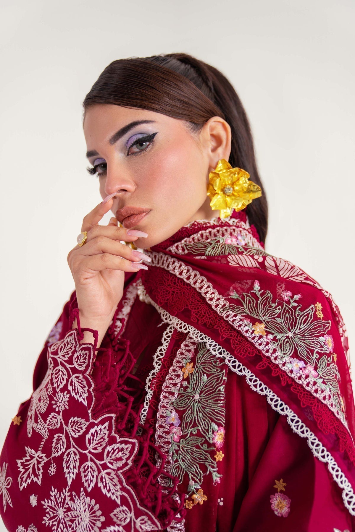 Sable Vogue | Luxury Lawn 25 | SL-08-25-V2 - House Of Hania