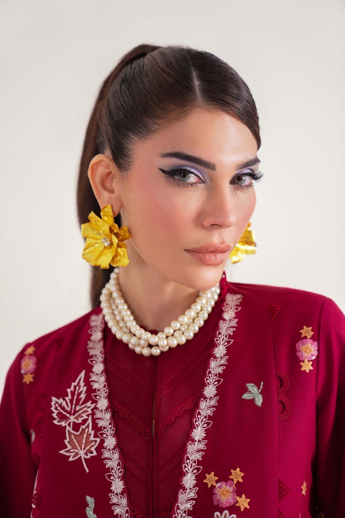 Sable Vogue | Luxury Lawn 25 | SL-08-25-V2 - House Of Hania