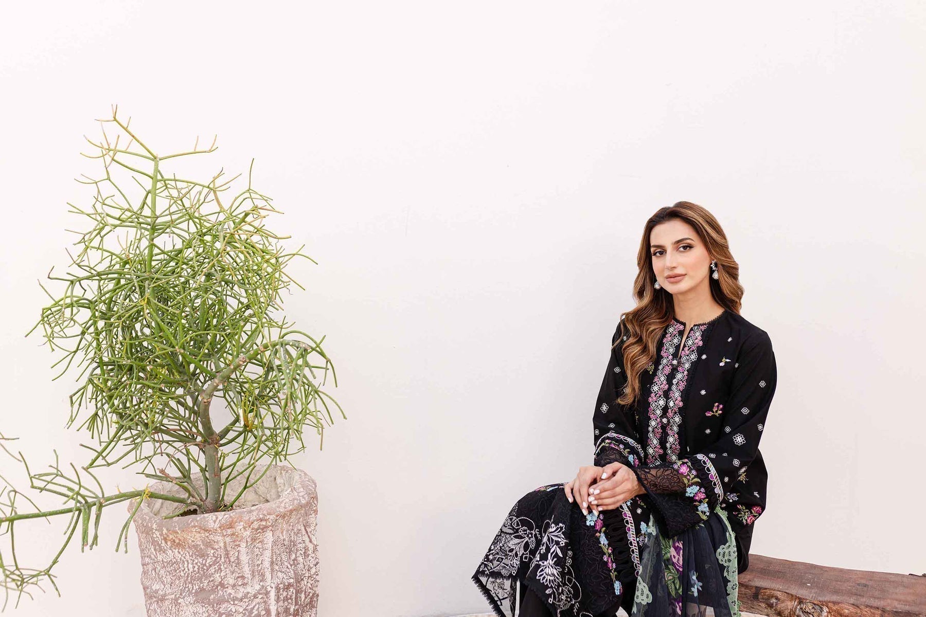 Sable Vogue | Shiree Lawn 24 | Aster - House Of Hania