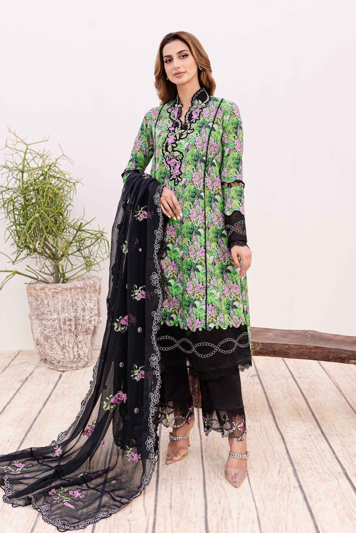 Sable Vogue | Shiree Lawn 24 | Black Iris - House Of Hania