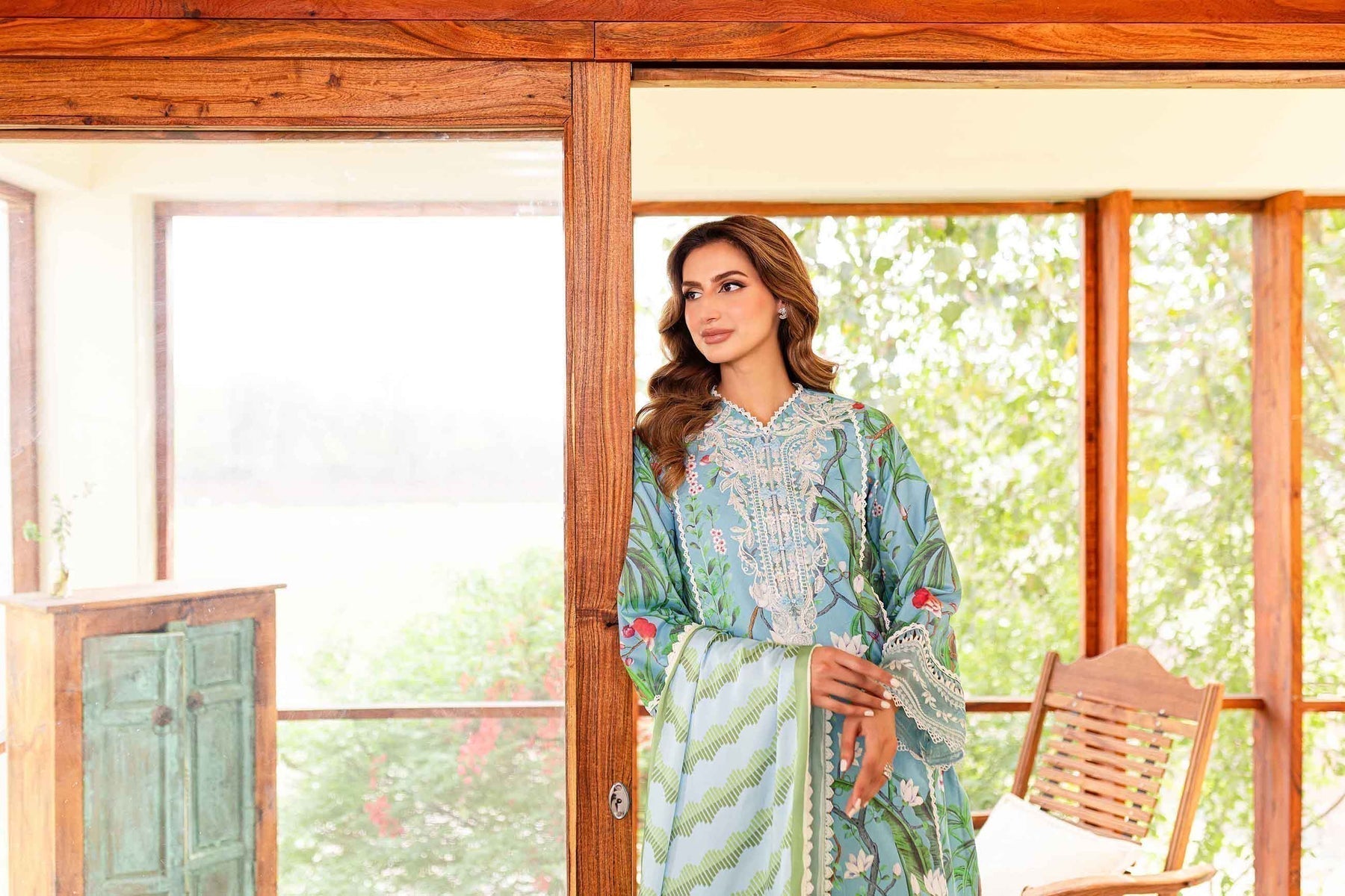 Sable Vogue | Shiree Lawn 24 | Flower Of Paradise - House Of Hania