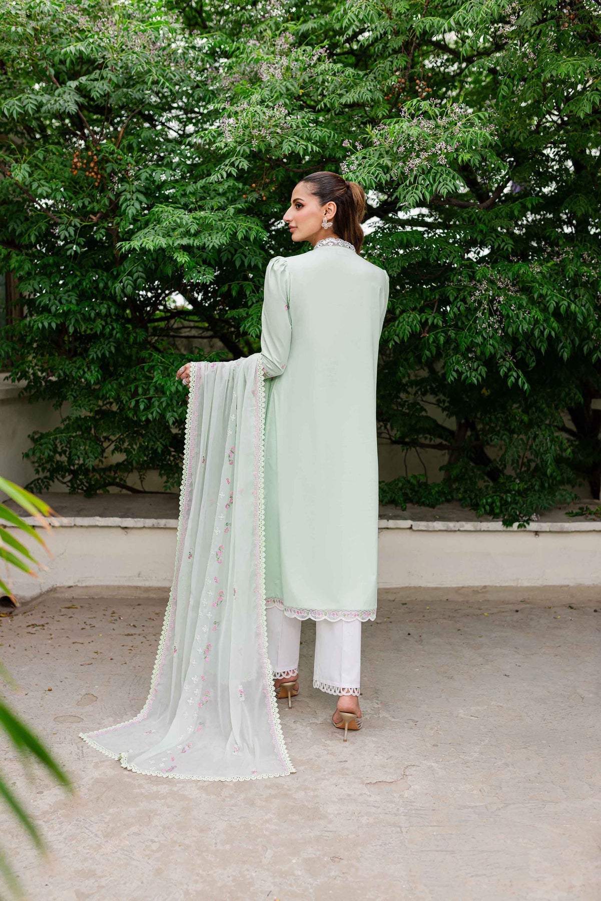 Sable Vogue | Shiree Lawn 24 | Mint Garden - House Of Hania