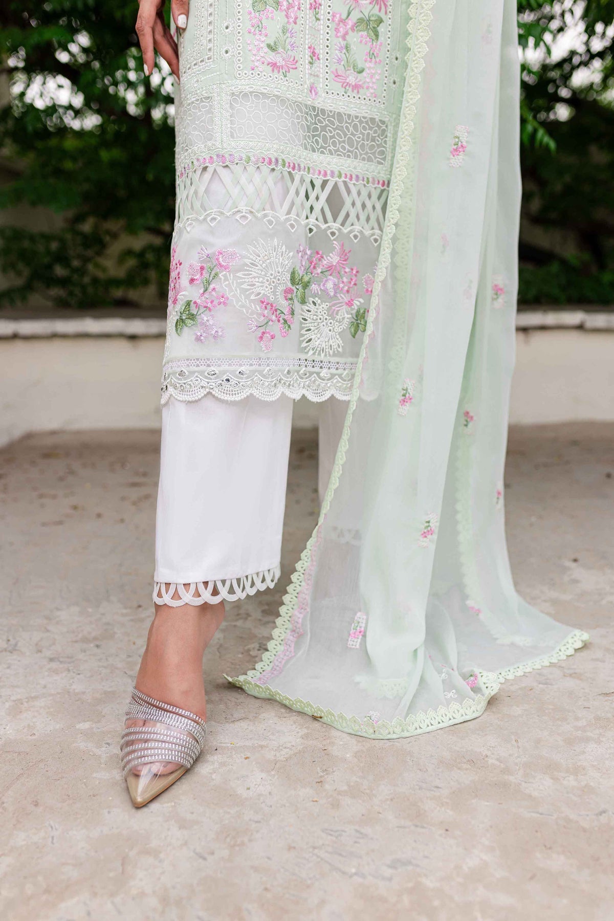 Sable Vogue | Shiree Lawn 24 | Mint Garden - House Of Hania