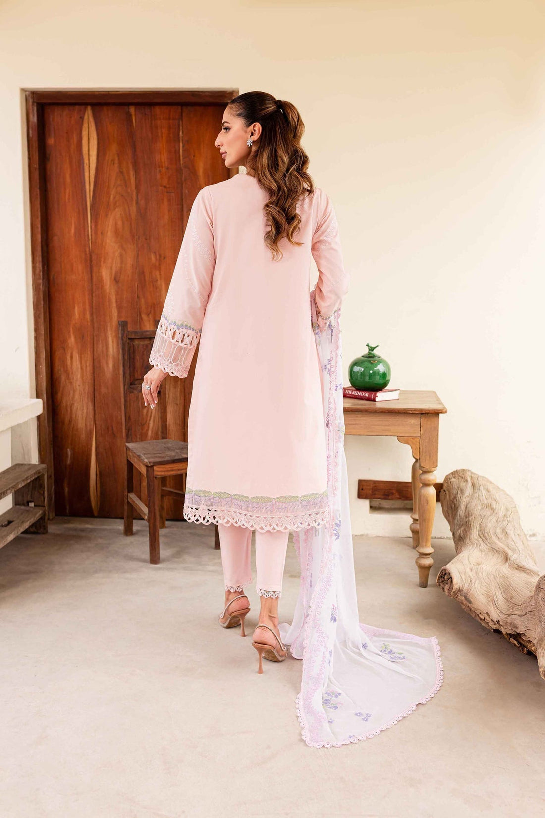 Sable Vogue | Shiree Lawn 24 | Rose Garden - House Of Hania