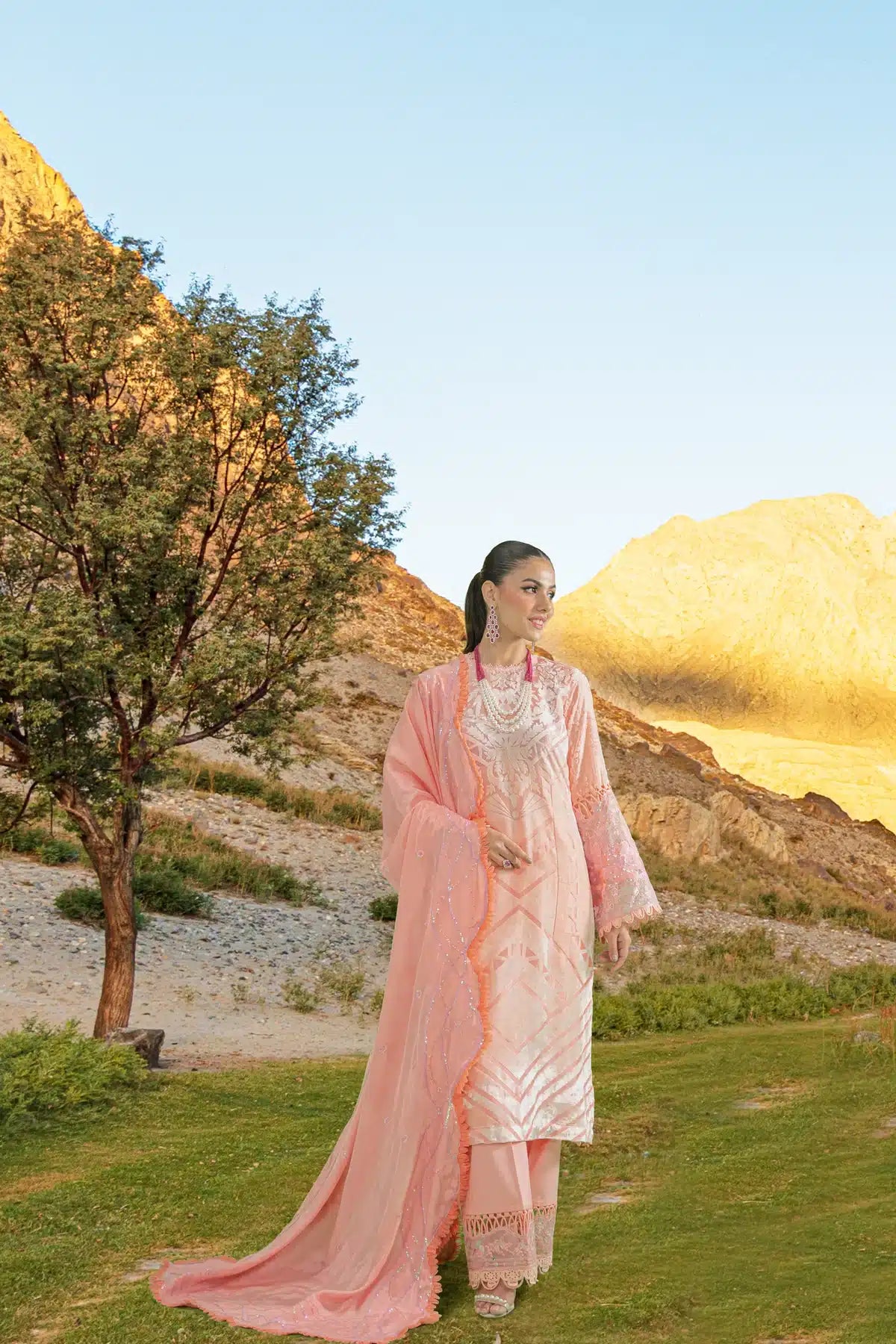 Sable Vogue | Winter 23 | SWC-01-23 - House Of Hania