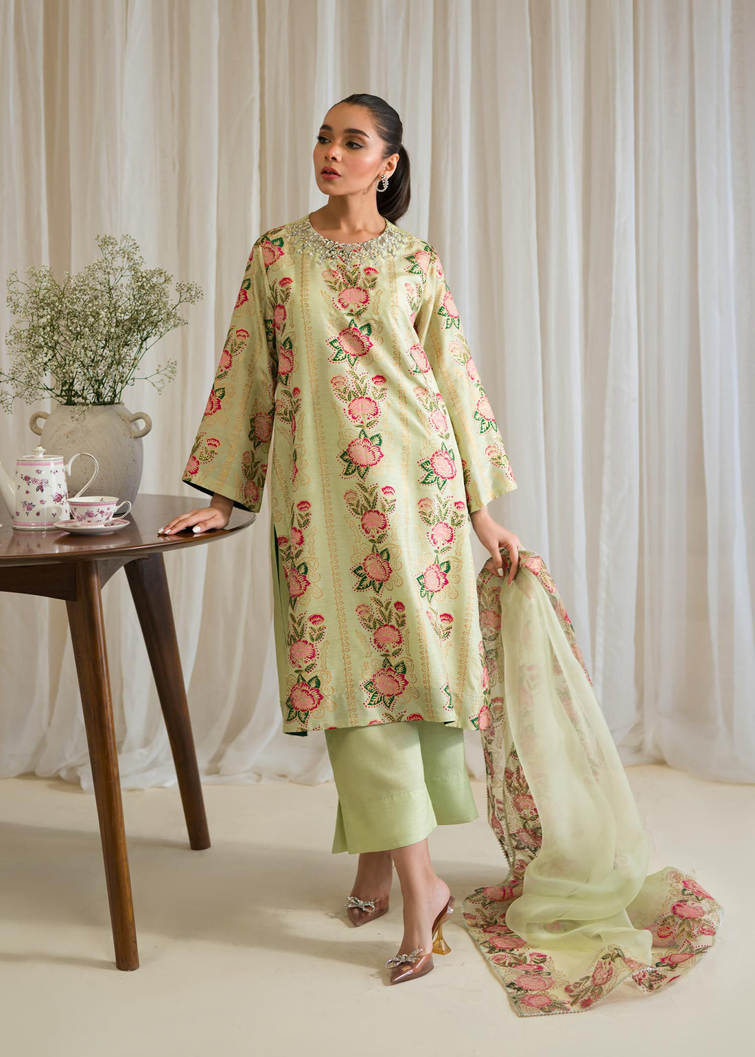 Sadaf Fawad Khan | Eid Pret 24 | Narmeen - House Of Hania