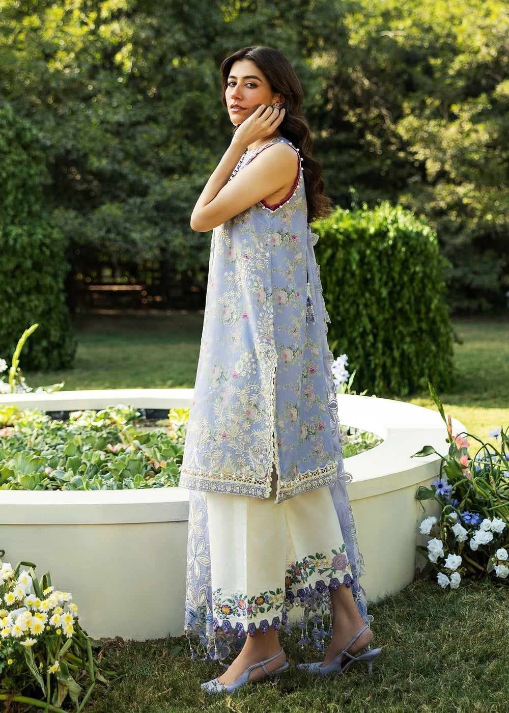 Sadaf Fawad Khan | Siraa Lawn 25 | BLOOM - A - House Of Hania