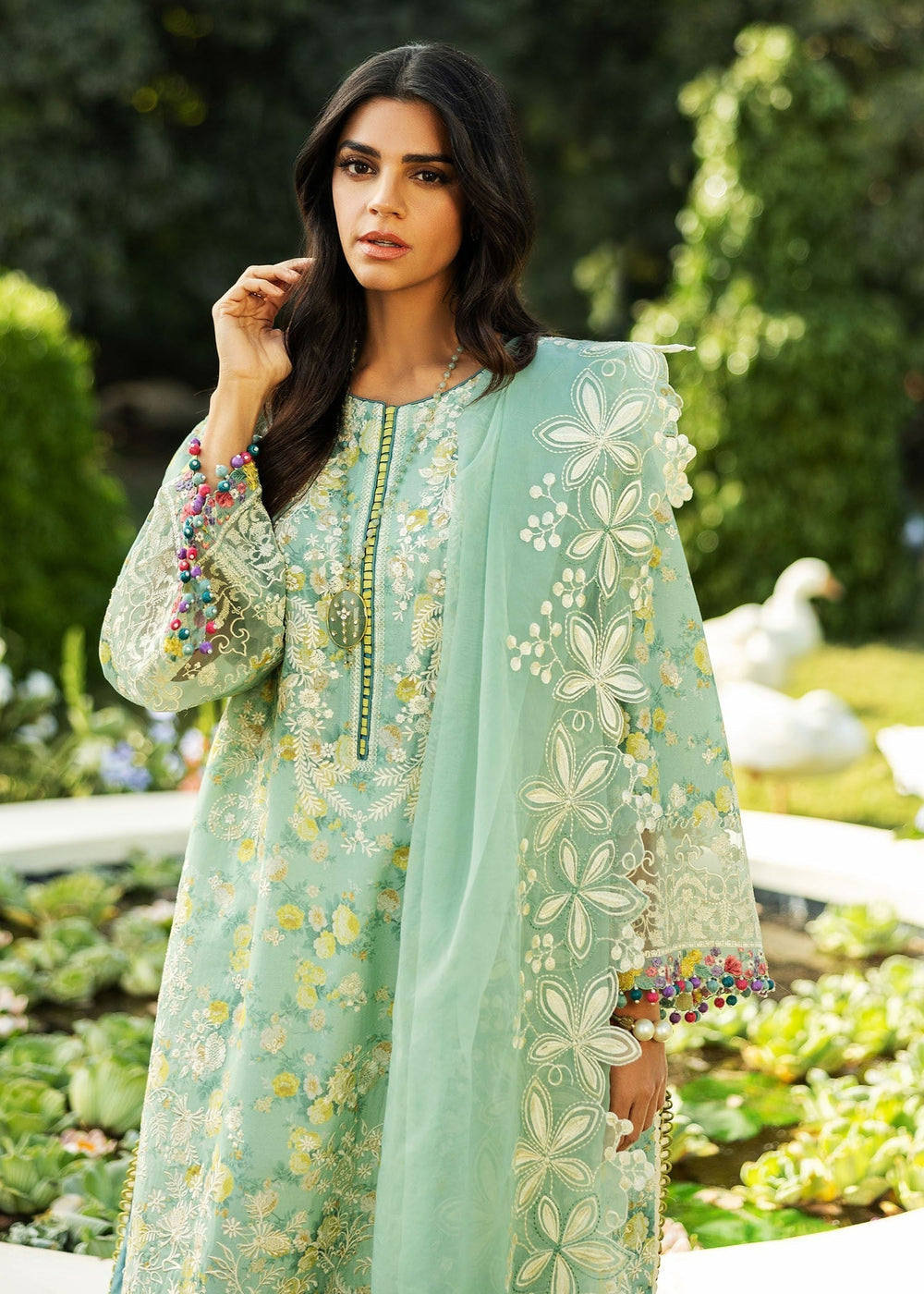 Sadaf Fawad Khan | Siraa Lawn 25 | BLOOM - B - House Of Hania