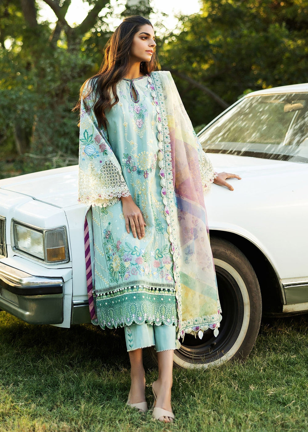 Sadaf Fawad Khan | Siraa Lawn 25 | MID SUMMER EVENING - A - House Of Hania