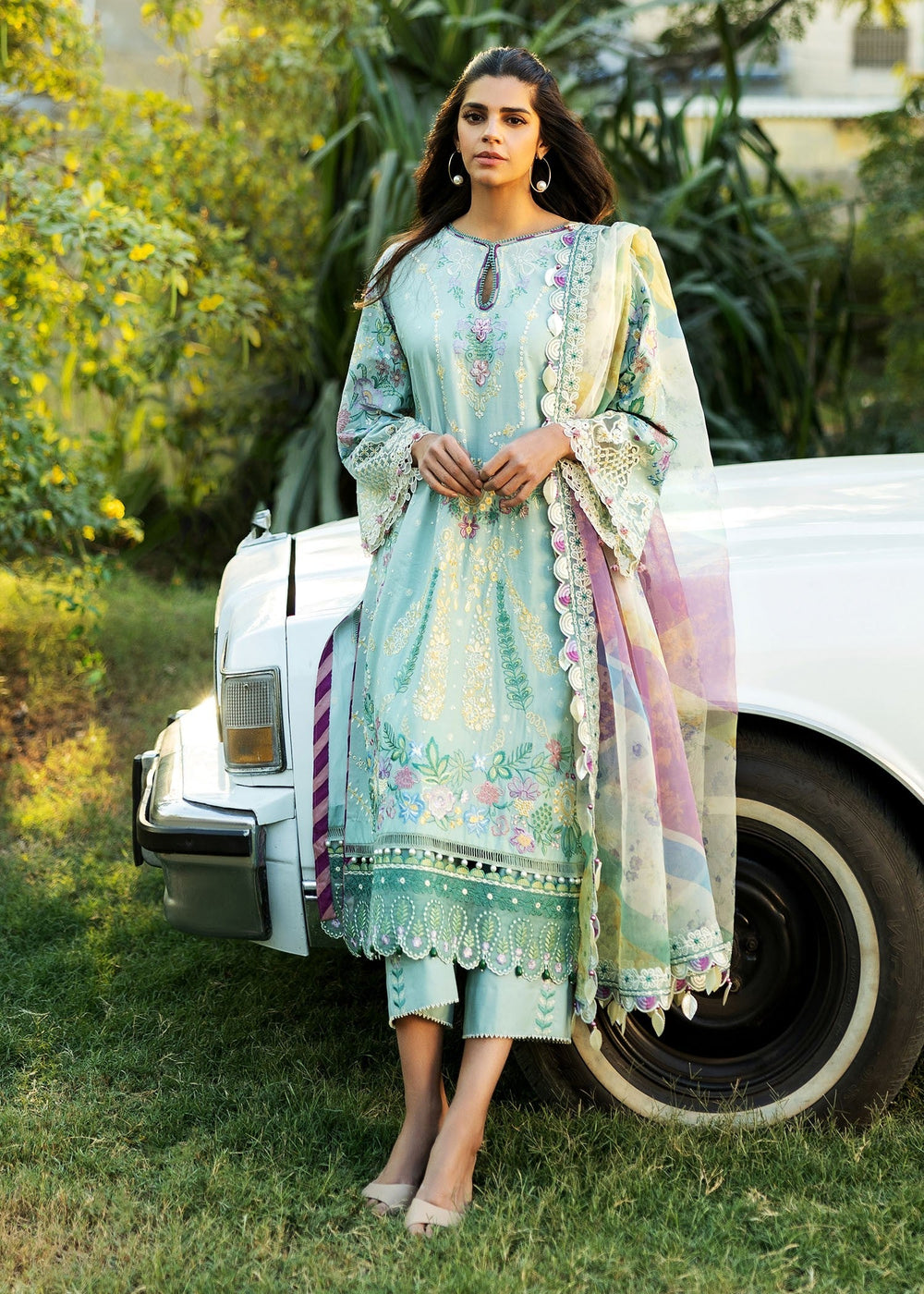 Sadaf Fawad Khan | Siraa Lawn 25 | MID SUMMER EVENING - A - House Of Hania